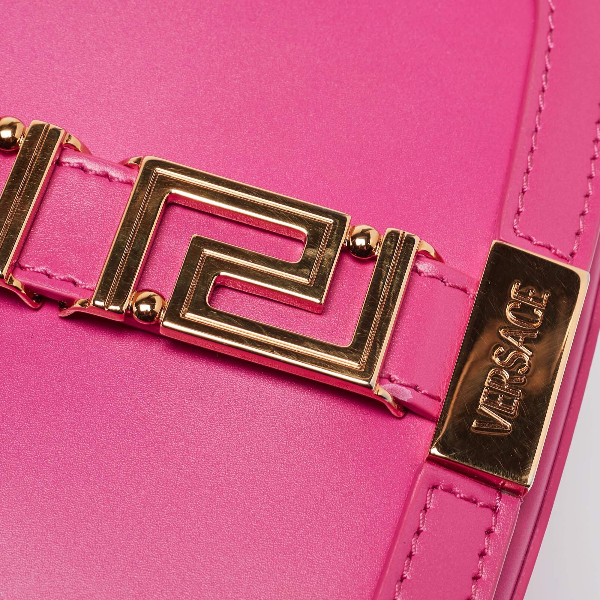 Versace Pink Leather Greca Shoulder Bag For Sale 12
