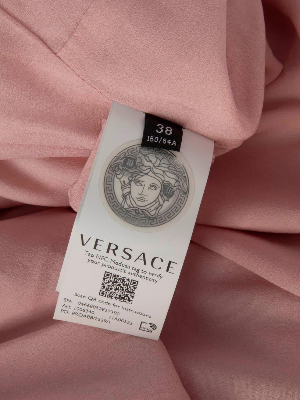 Versace Mini Vestido Rosa Acanalado con Cinturón Talla XS en venta 4