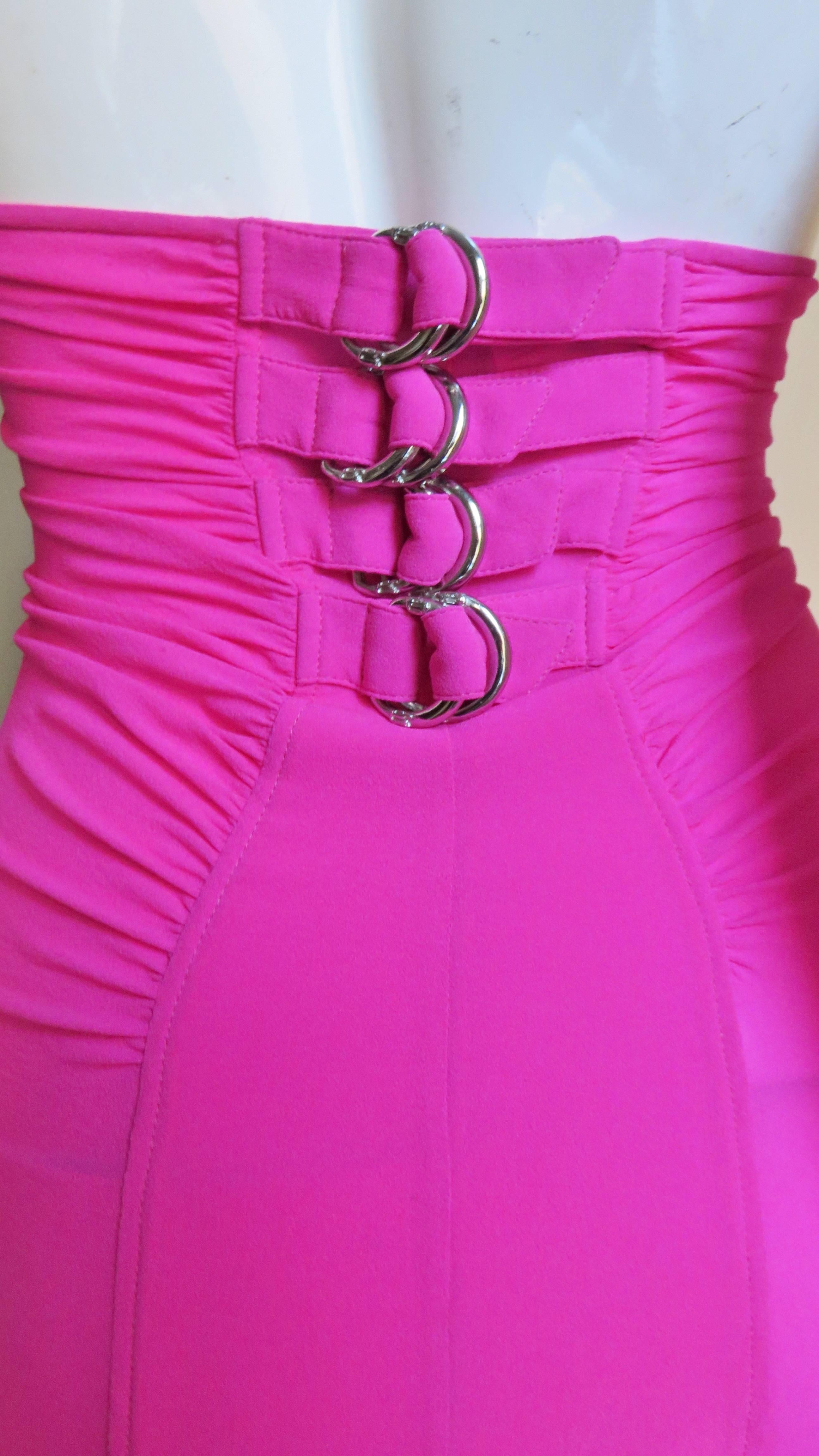 Versace Pink Silk Buckle Waist Halter Dress S/S 2002 For Sale 2