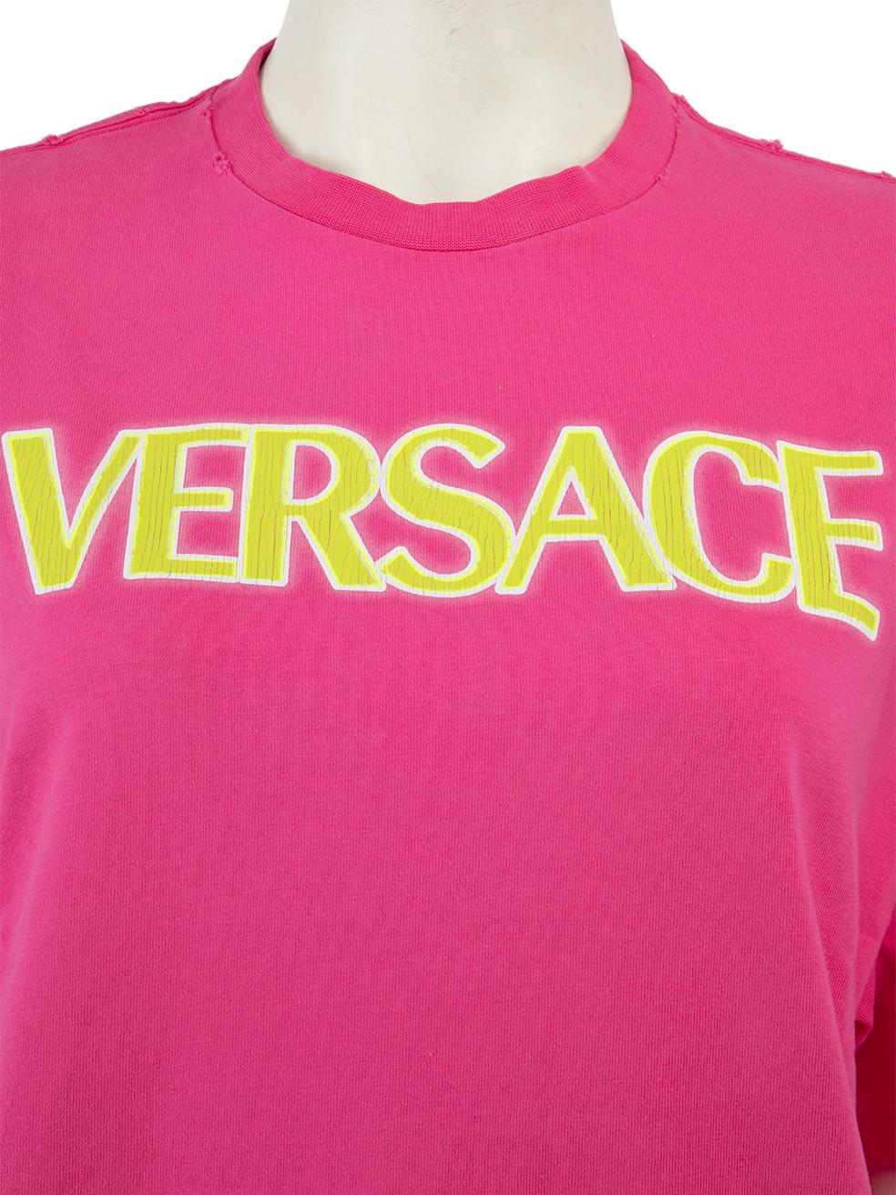 Women's Versace Pink Vintage Wash Effect Logo T-Shirt Size XS For Sale