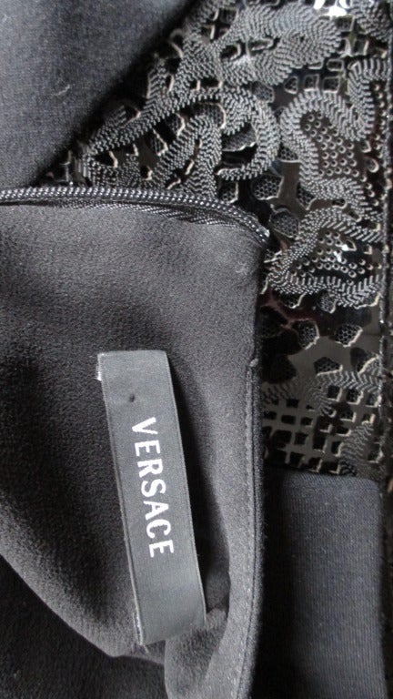 Versace Bodycon Laser Cut Patent Leather Waist Dress For Sale 6