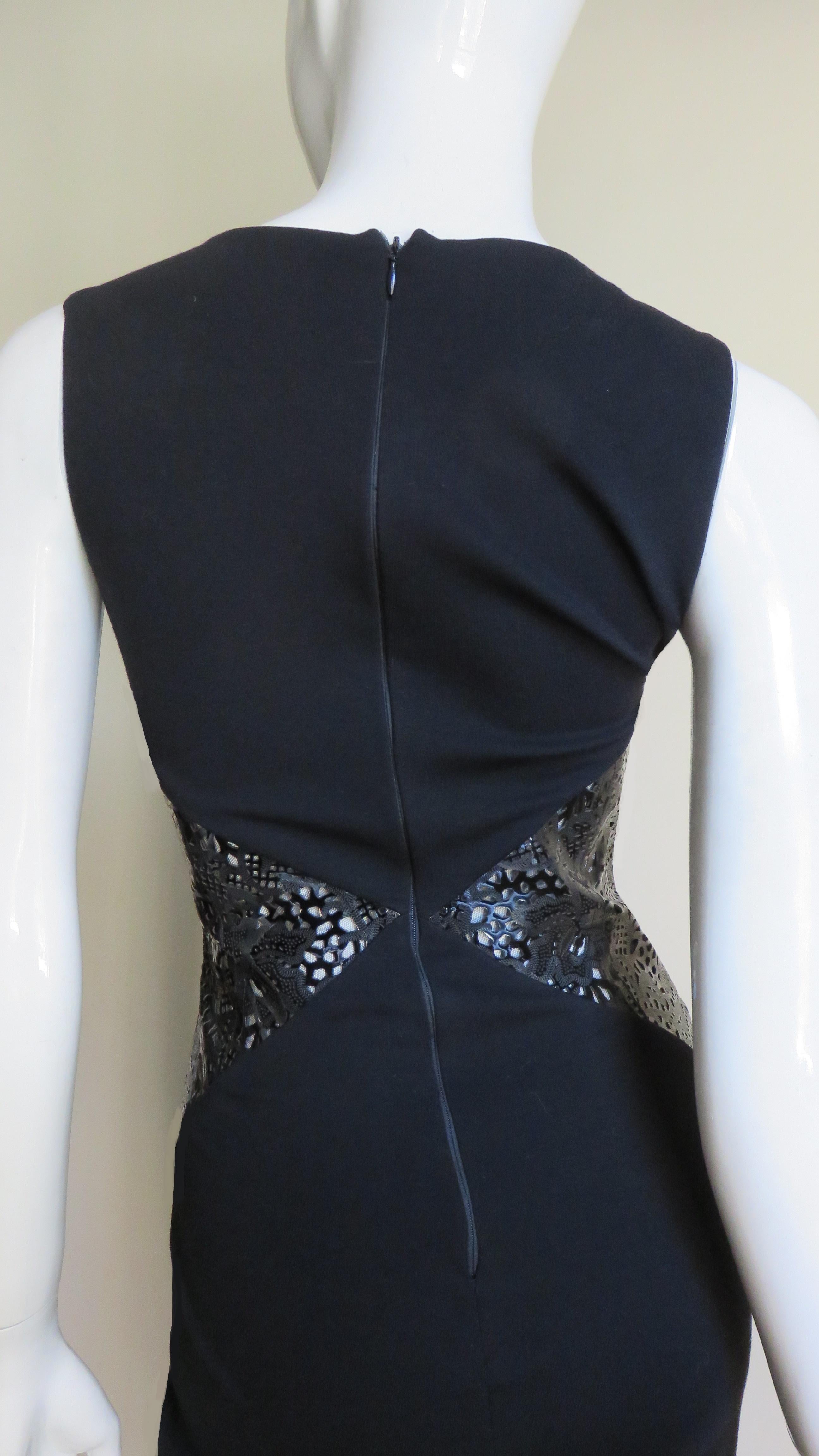 Versace Bodycon Laser Cut Patent Leather Waist Dress For Sale 4
