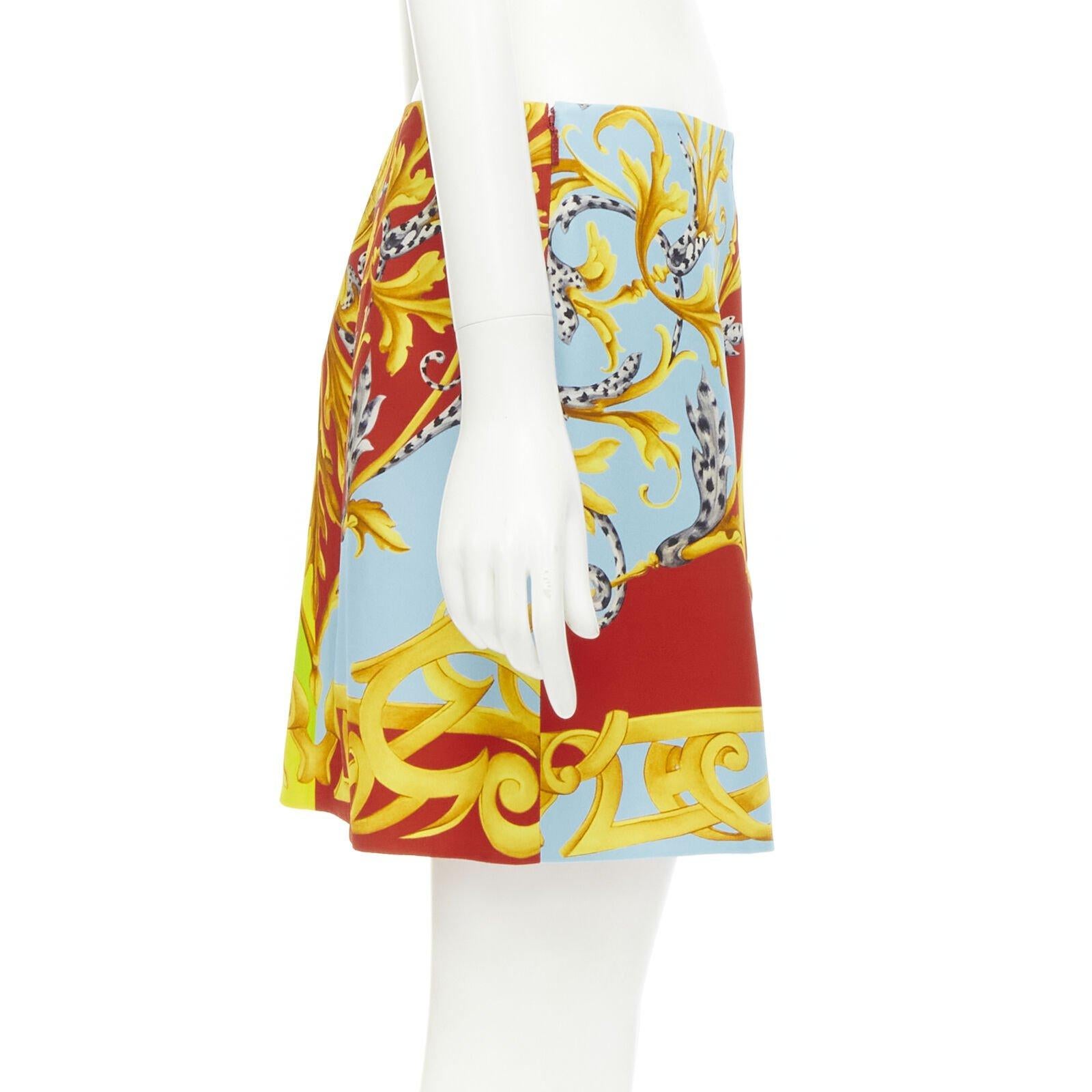 VERSACE Pop Acantus Barocco gold Medusa safety pin slit mini skirt IT40 S In New Condition For Sale In Hong Kong, NT