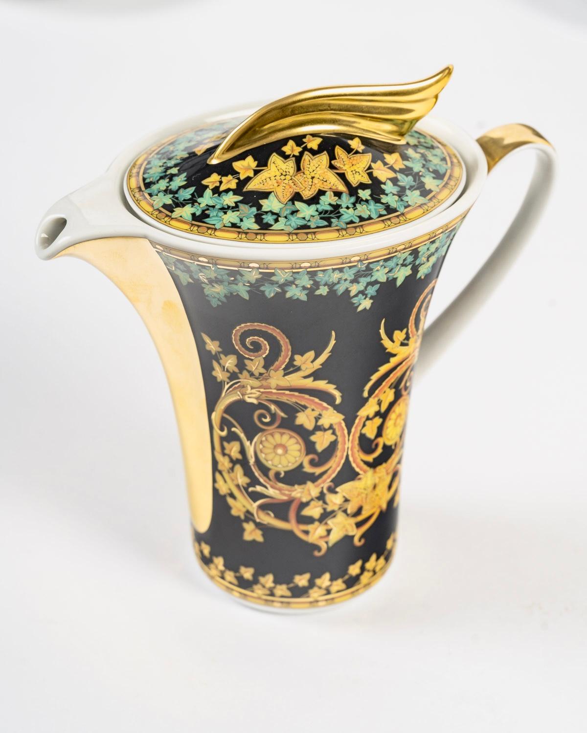 Versace - Servizio da tavola in porcellana per tè e caffè Oro Edera in vendita 3