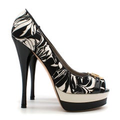 Versace Printed Platform Peep-Toe Pumps 38