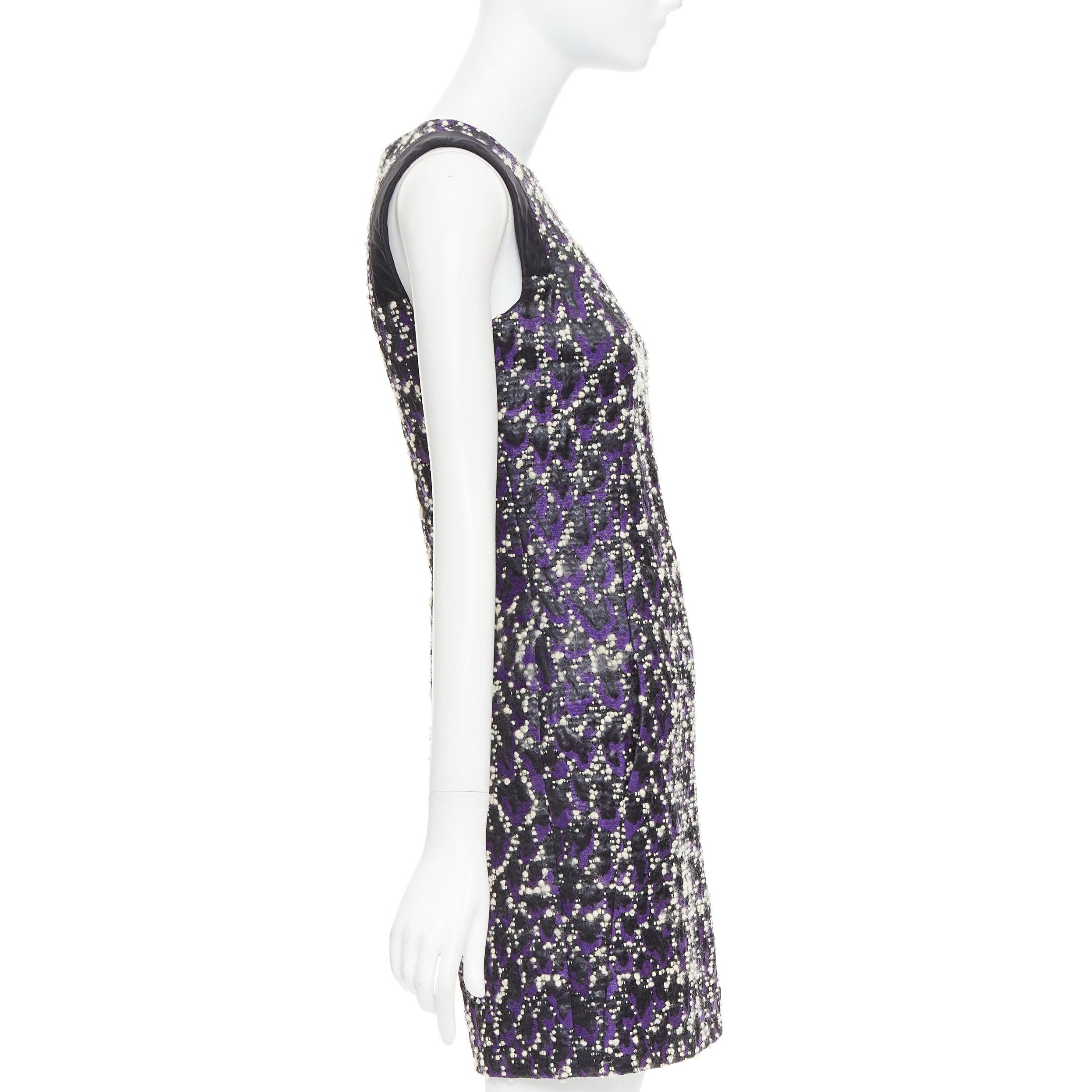 VERSACE purple black white tweed black jacquard sleeveless dress IT38 XS In Excellent Condition For Sale In Hong Kong, NT