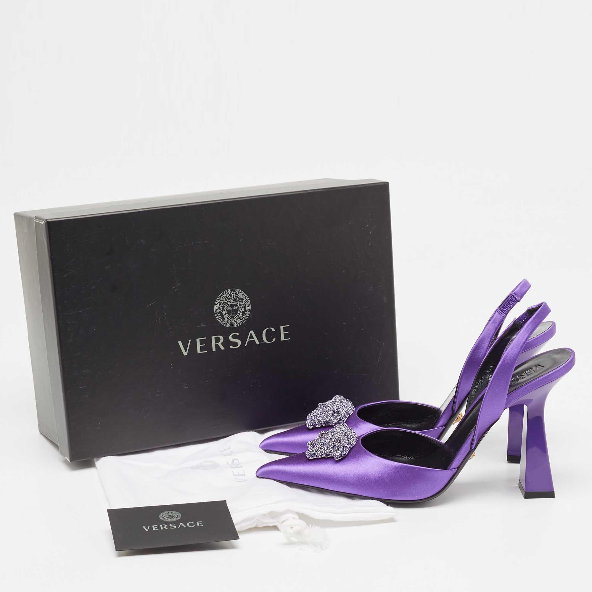 Versace Purple Satin Medusa Slingback Pumps Size 39 For Sale 5