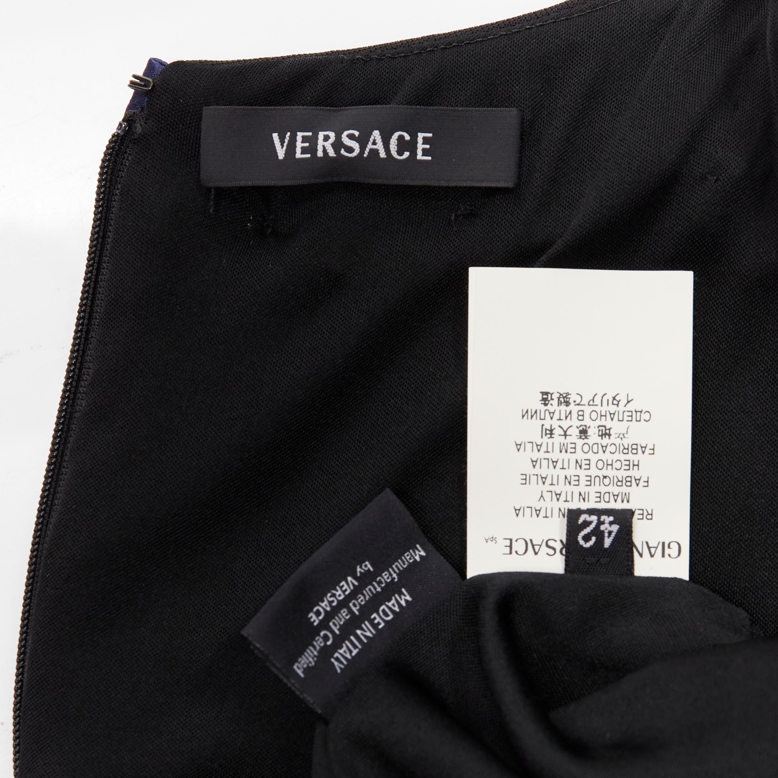 VERSACE vestido de seda púrpura con tachuelas plateadas y bloques de color IT42 M en venta 3