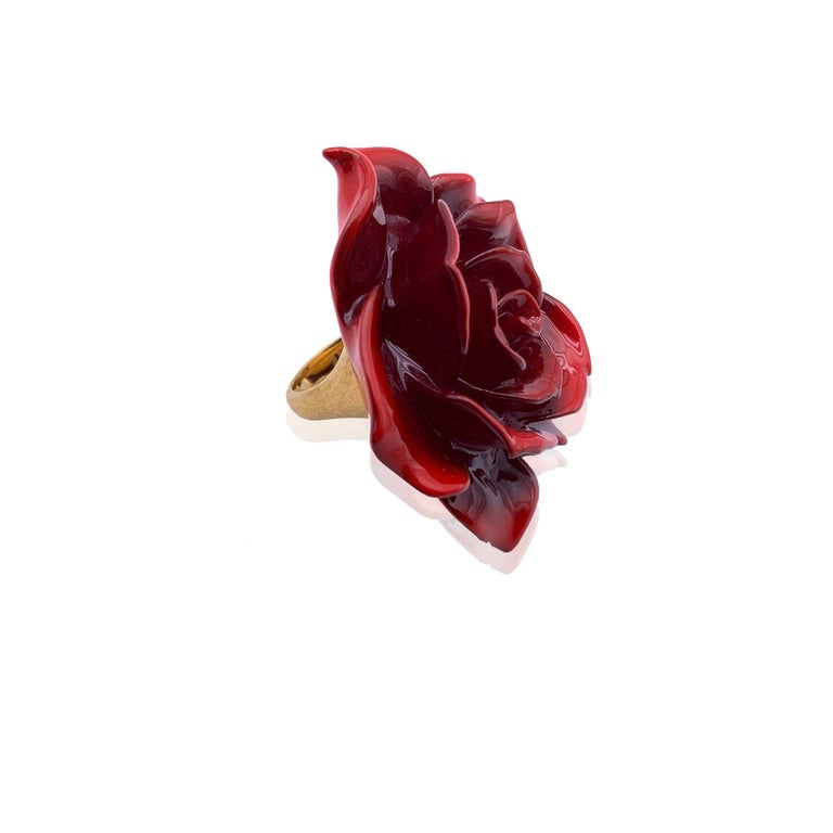 Versace Red Oversized Floral Flower Rose Resin Ring Size 15 In Excellent Condition For Sale In Rome, Rome
