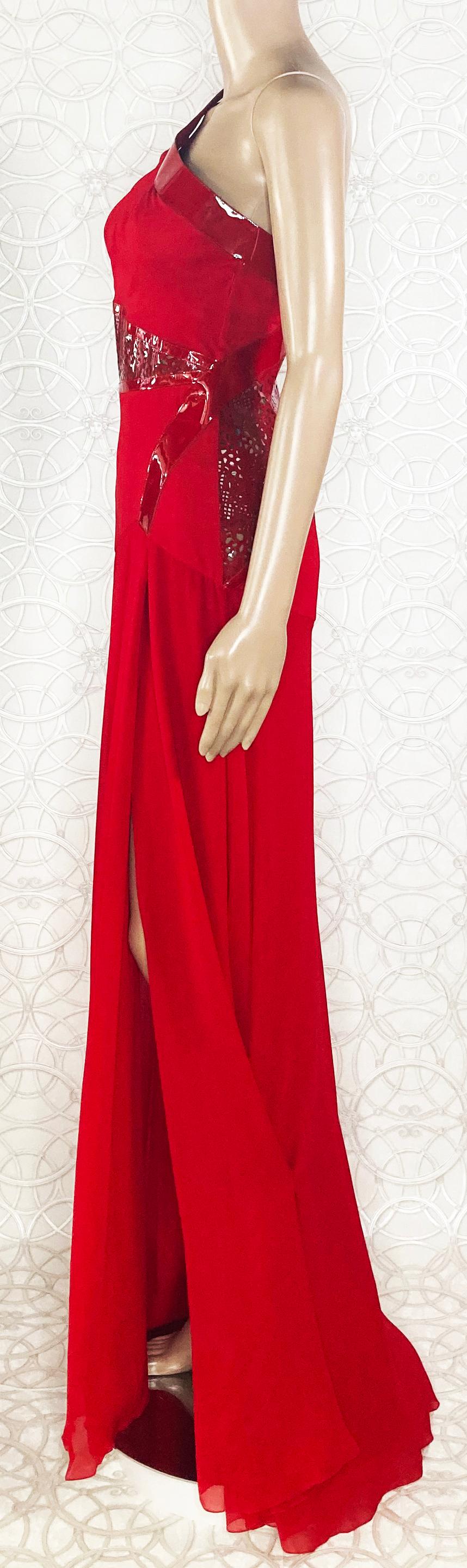 VERSACE RED SILK EVENING LONG GOWN DRESS w/PATENT LEATHER INSERTS 38 -2 For Sale 4