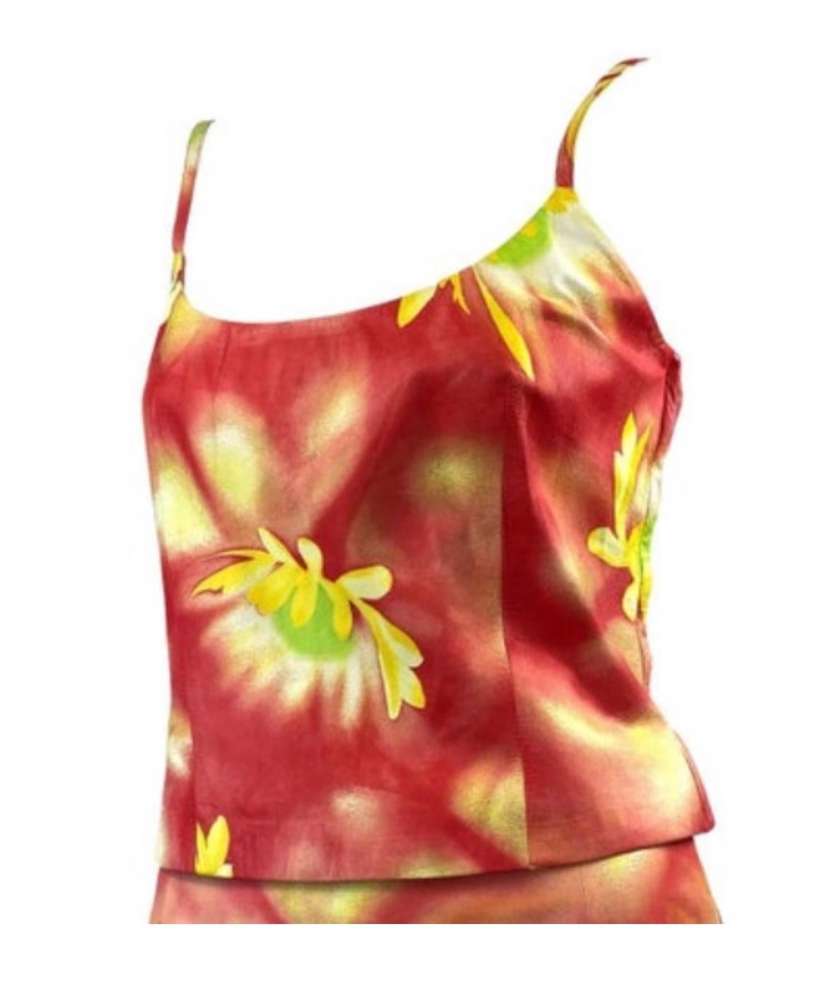 Versace Red Yellow Floral Leather Skirt Top Set In Good Condition In West Hollywood, CA