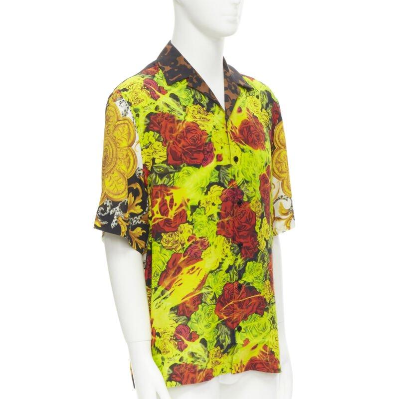 VERSACE Rose Floral Barocco Acanthus print short sleeve shirt EU39 M
Reference: TGAS/C00998
Brand: Versace
Designer: Donatella Versace
Model: A85919 A235883
Collection: Barocco Acanthus
Material: Viscose
Color: Multicolour
Pattern: Floral
Closure: