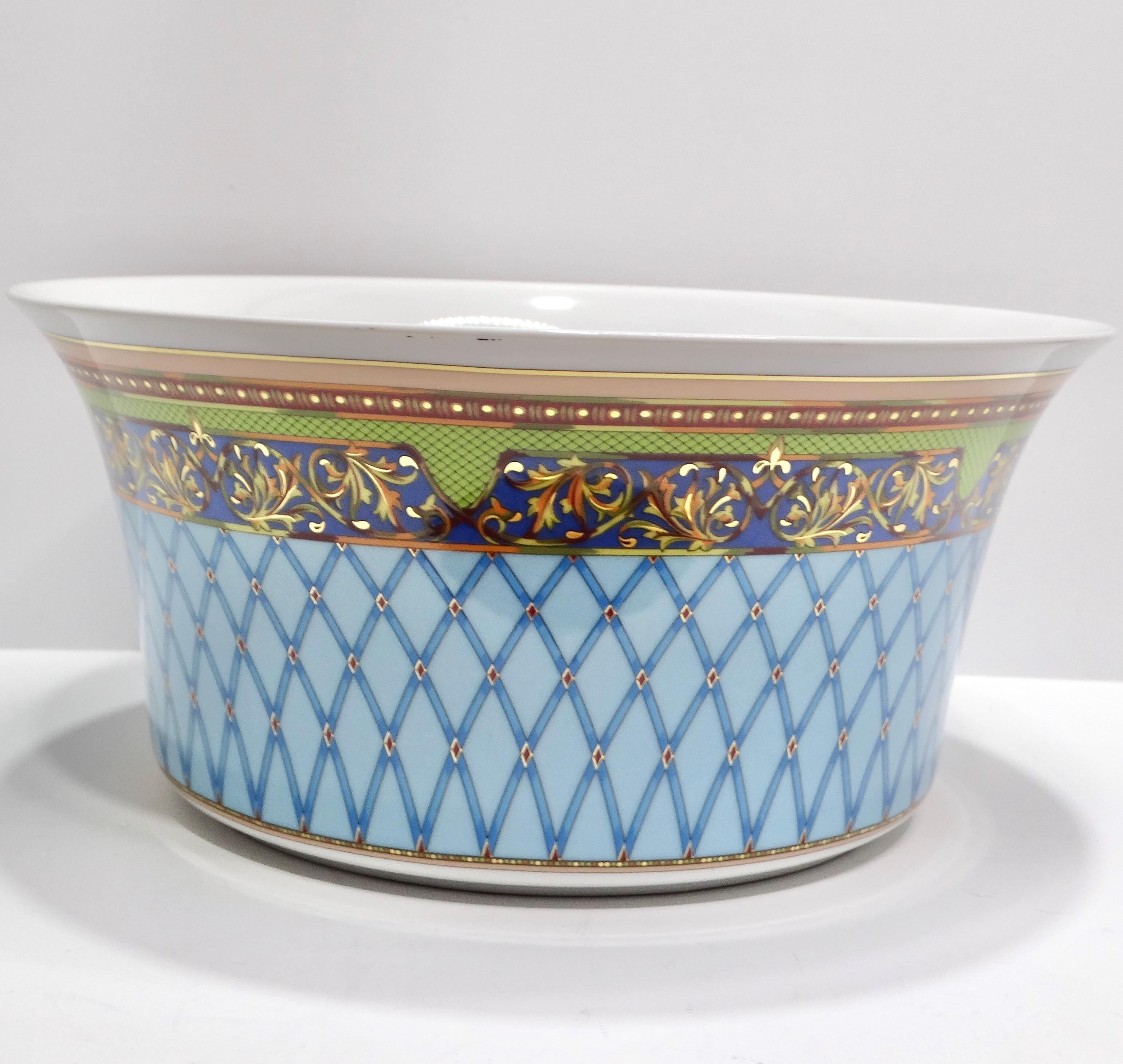 Versace Rosenthal 1990s Russian Dream Porcelain Bowl In New Condition For Sale In Scottsdale, AZ