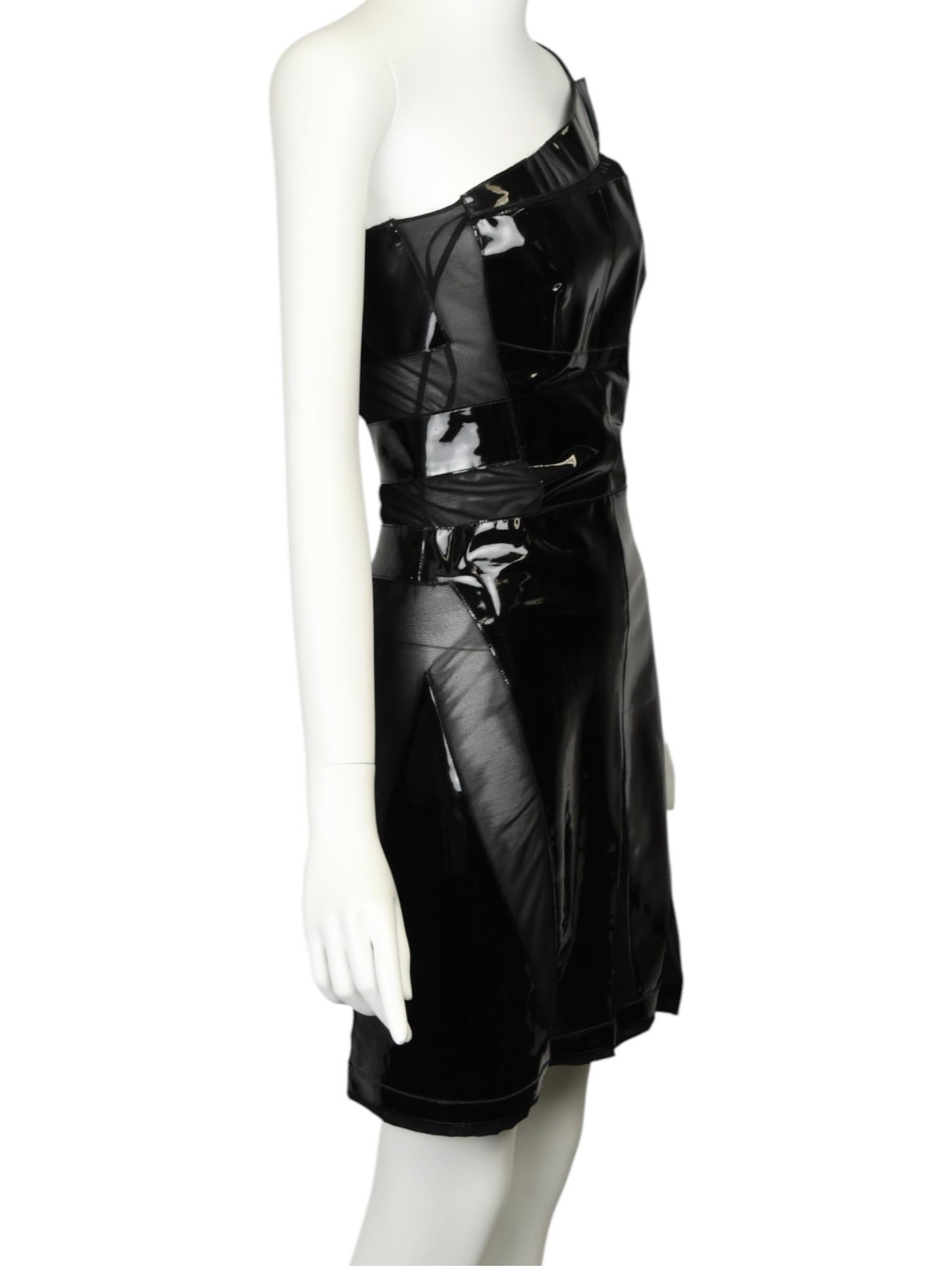 Noir Balenciaga Runway 2006 B Runway 2006 Black Patent Asymmetrical Dress  Taille 4 US en vente