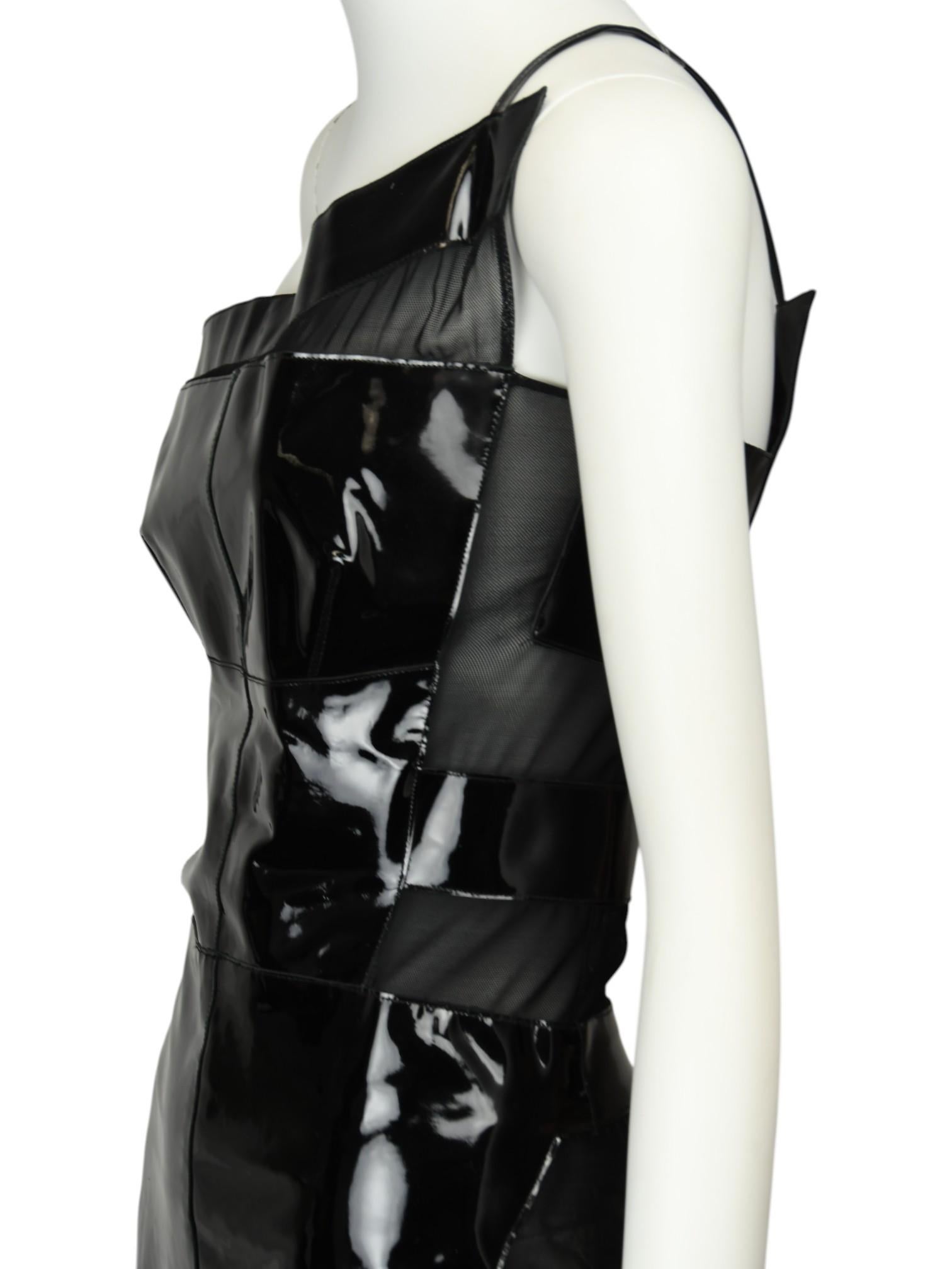 Balenciaga Runway 2006 B Runway 2006 Black Patent Asymmetrical Dress  Taille 4 US Pour femmes en vente