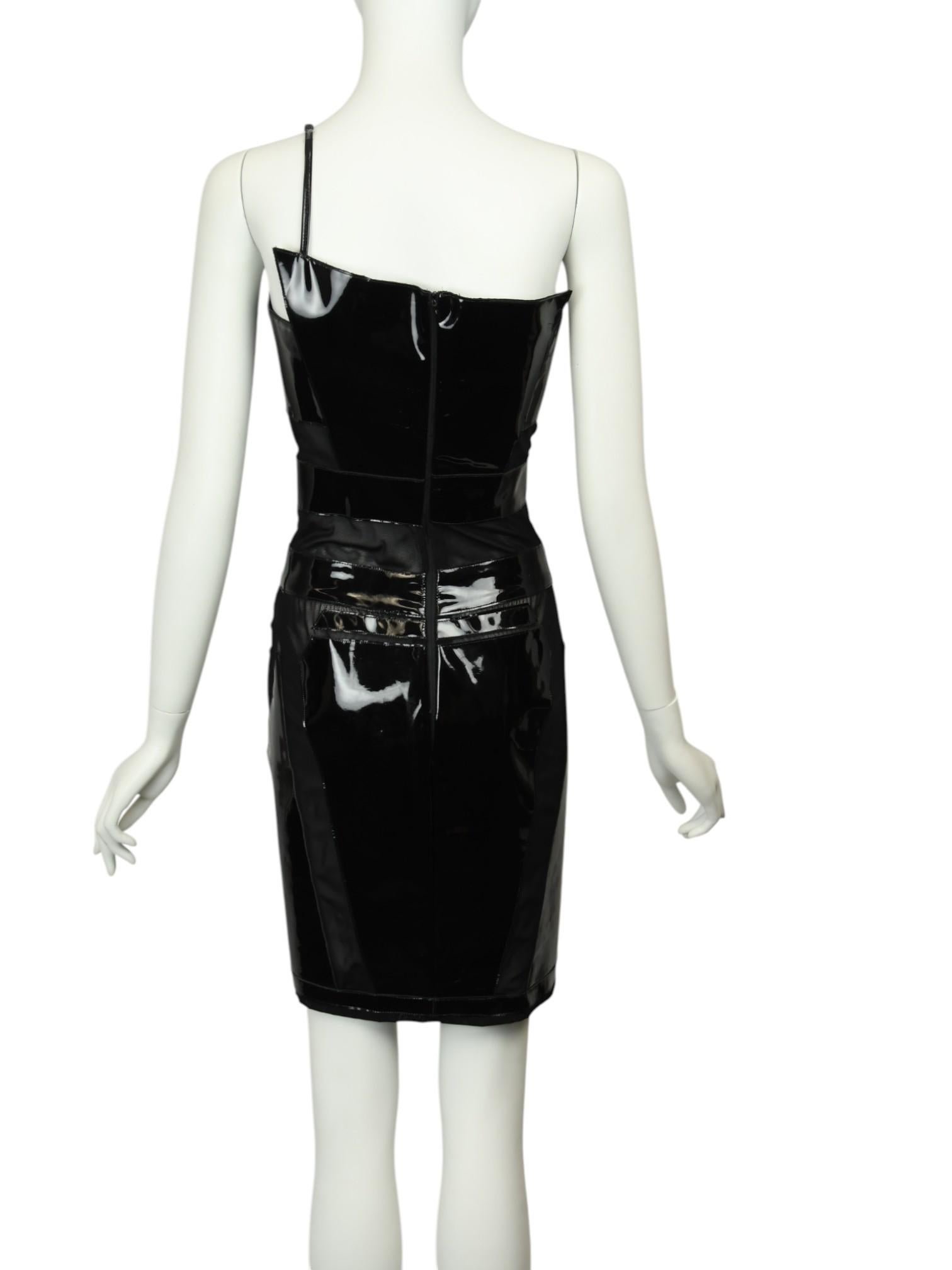 Balenciaga Runway 2006 B Runway 2006 Black Patent Asymmetrical Dress  Taille 4 US en vente 1