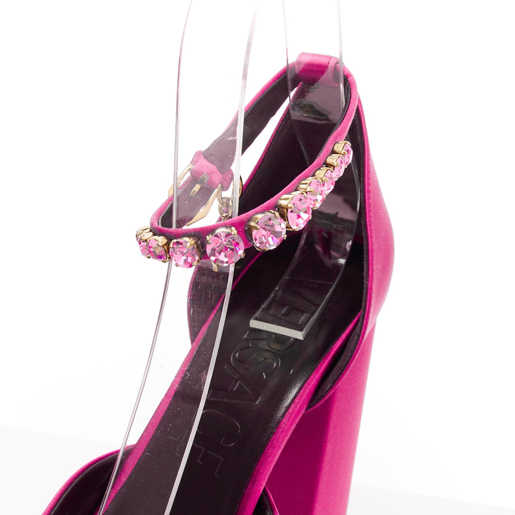 VERSACE Runway Aevitas 155 fuchsia pink satin gold crystal Medusa platform EU38 For Sale 4