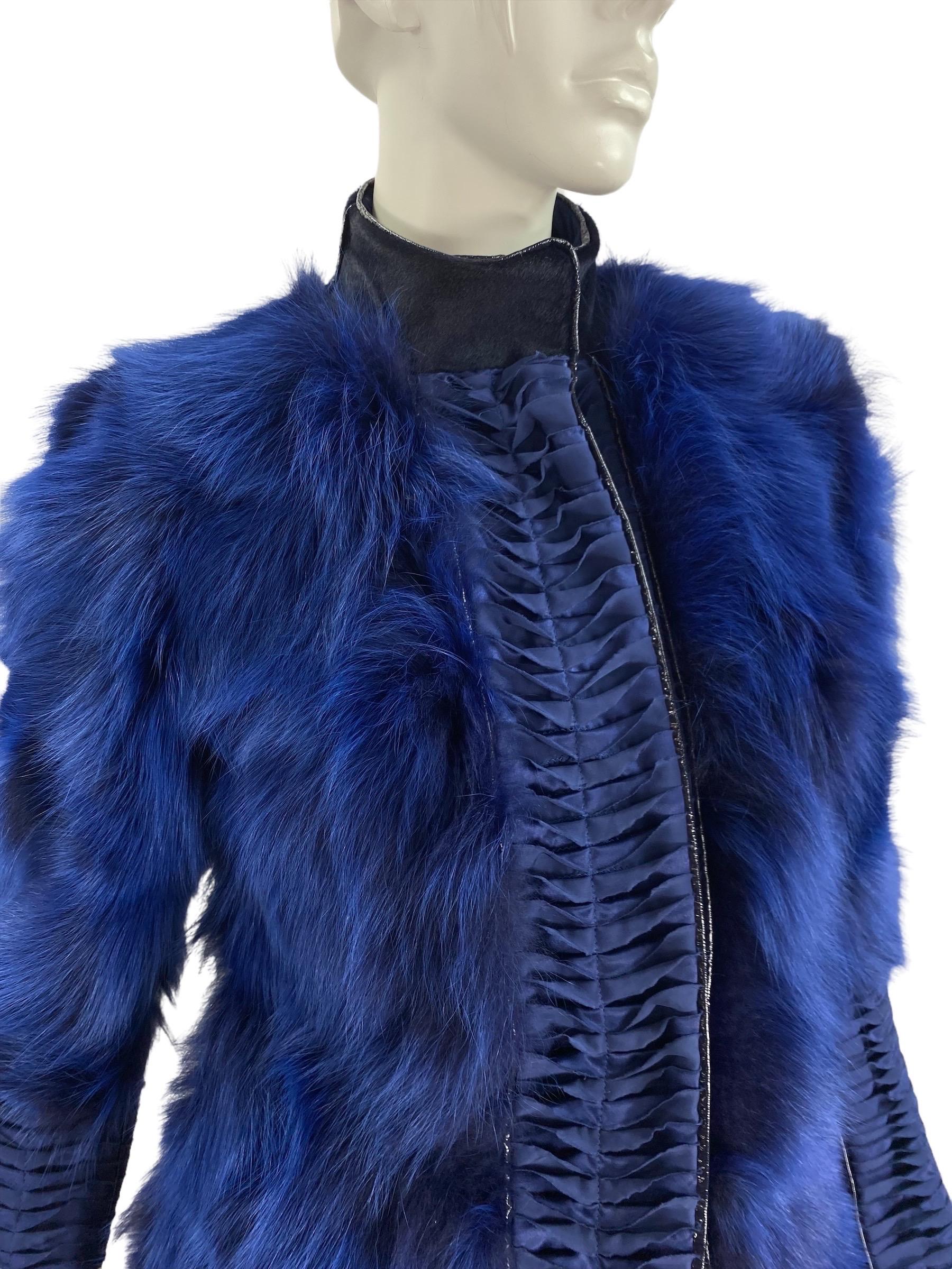 Versace Runway Blue Fox Fur Silk Coat Jacket with Belt Italian 40 In Excellent Condition For Sale In Montgomery, TX