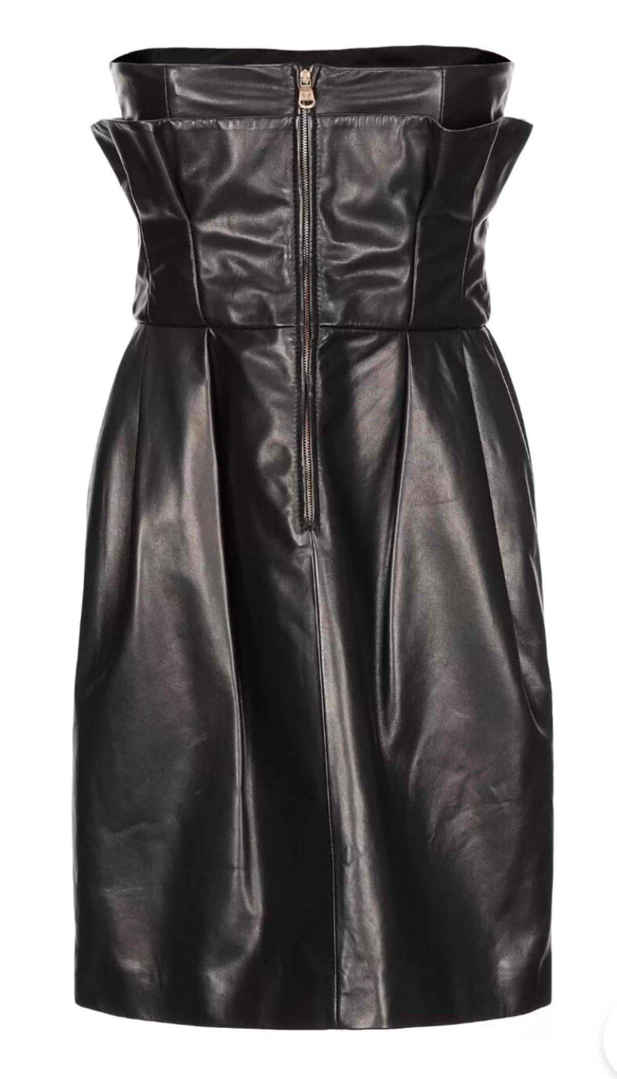 Noir VERSACE Runway F/W 2018 Mini robe bustier en cuir d'agneau noir en vente