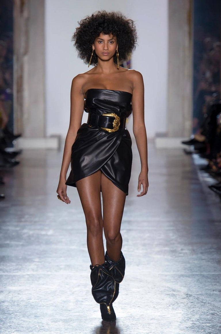 Versace Runway Strapless Draped Black Leather Dress Size 40 For Sale at