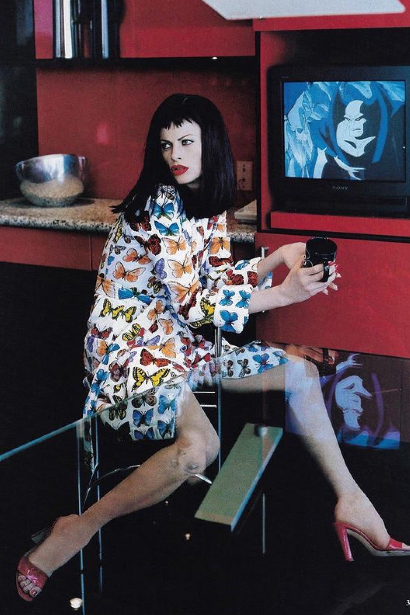 Vaqueros Versace S/S 1995 Iconic Rainbow Butterfly Print en venta 8