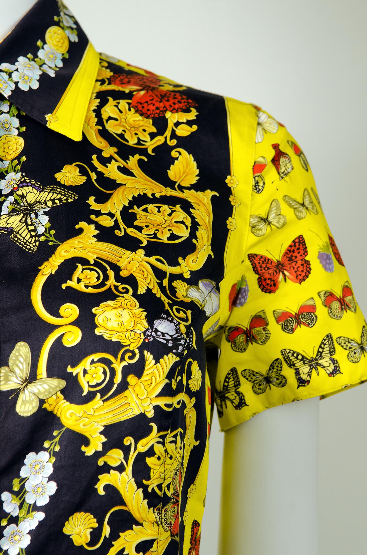 VERSACE S/S 1995 Vintage Iconic Butterfly Print Shirt For Sale 2