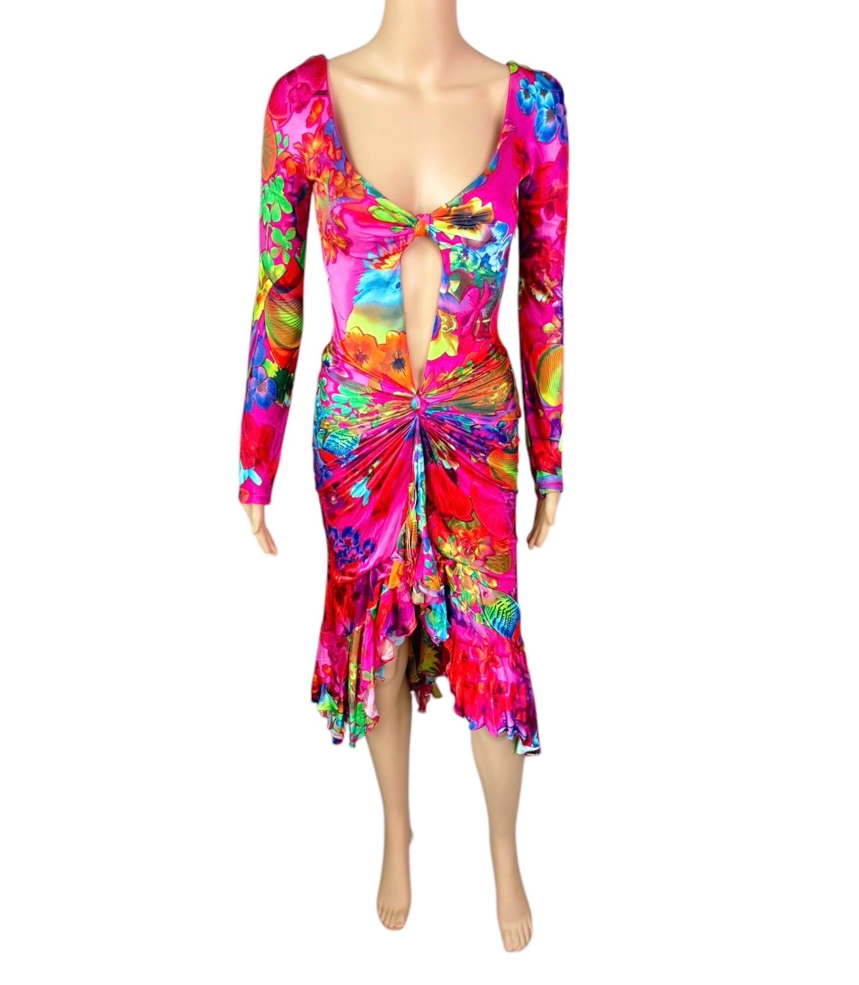Versace S/S 2004 Runway Cutout Plunging Neckline Ruffled Floral Print Dress For Sale 2
