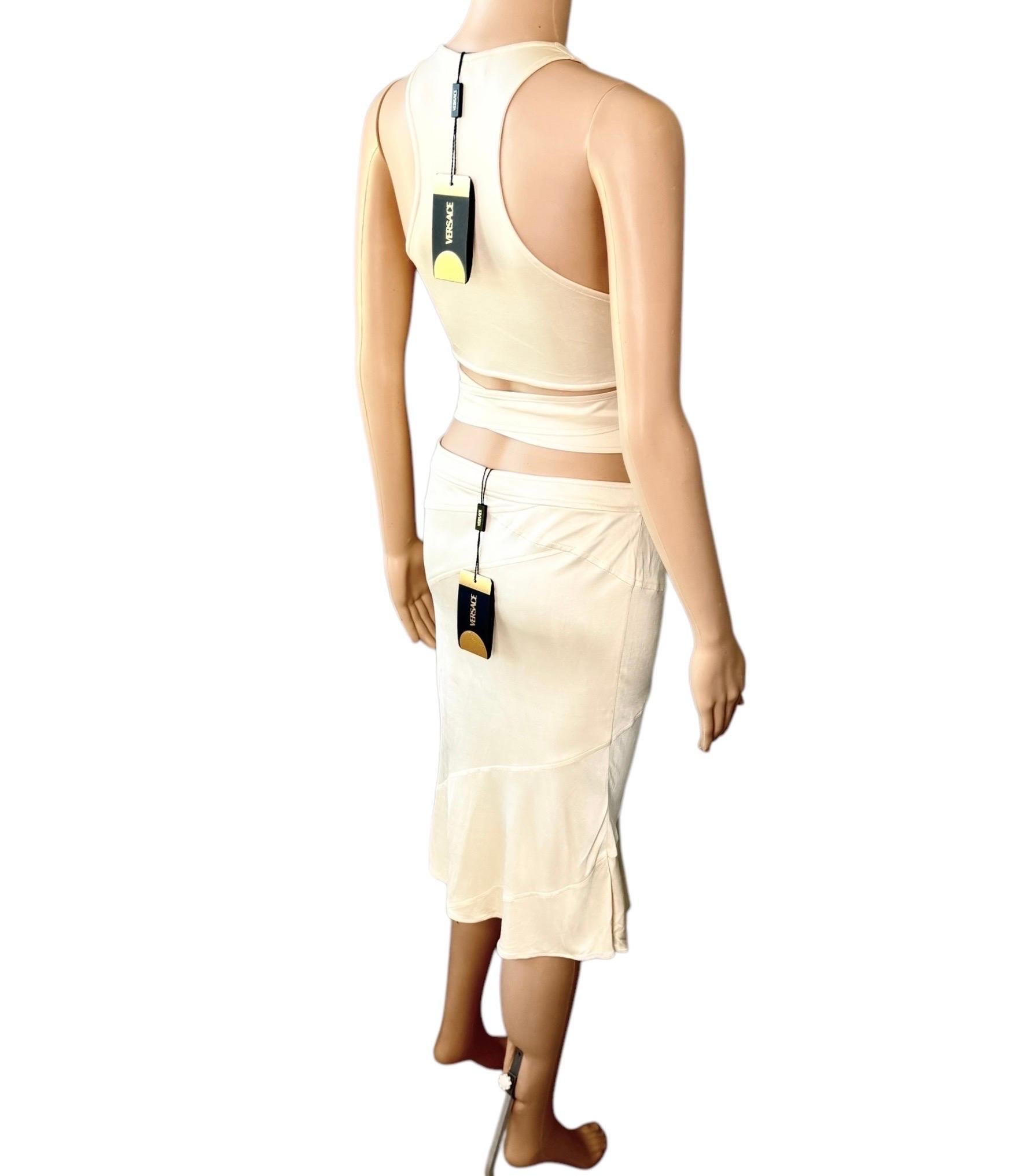 Versace P/E 2005 Logo Embellished Belted Wrap Crop Top & Skirt Set 2 pezzi in vendita 8