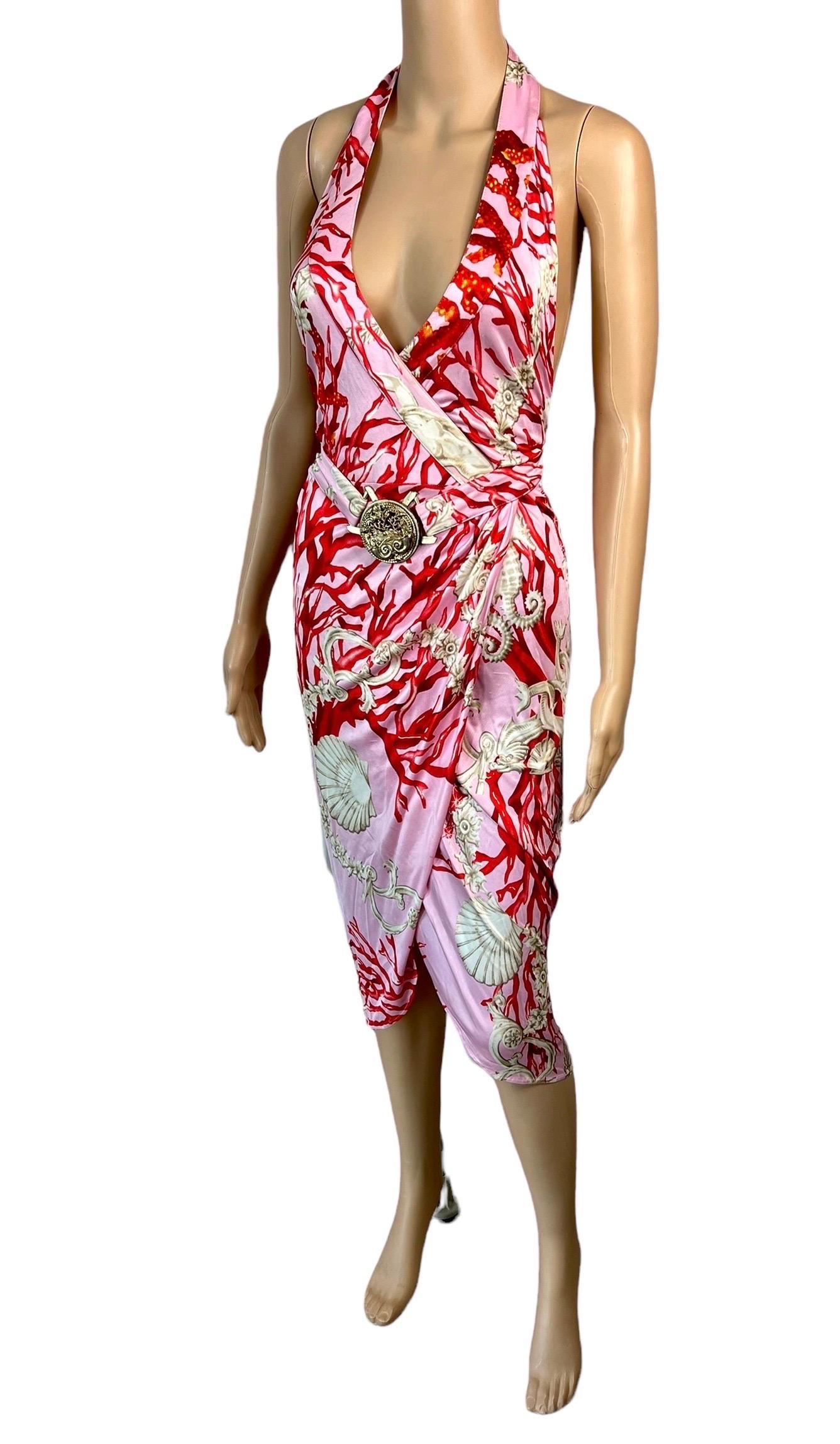 Versace S/S 2005 Plunging Neckline Backless Seashell Print Belted Wrap Dress In Good Condition For Sale In Naples, FL