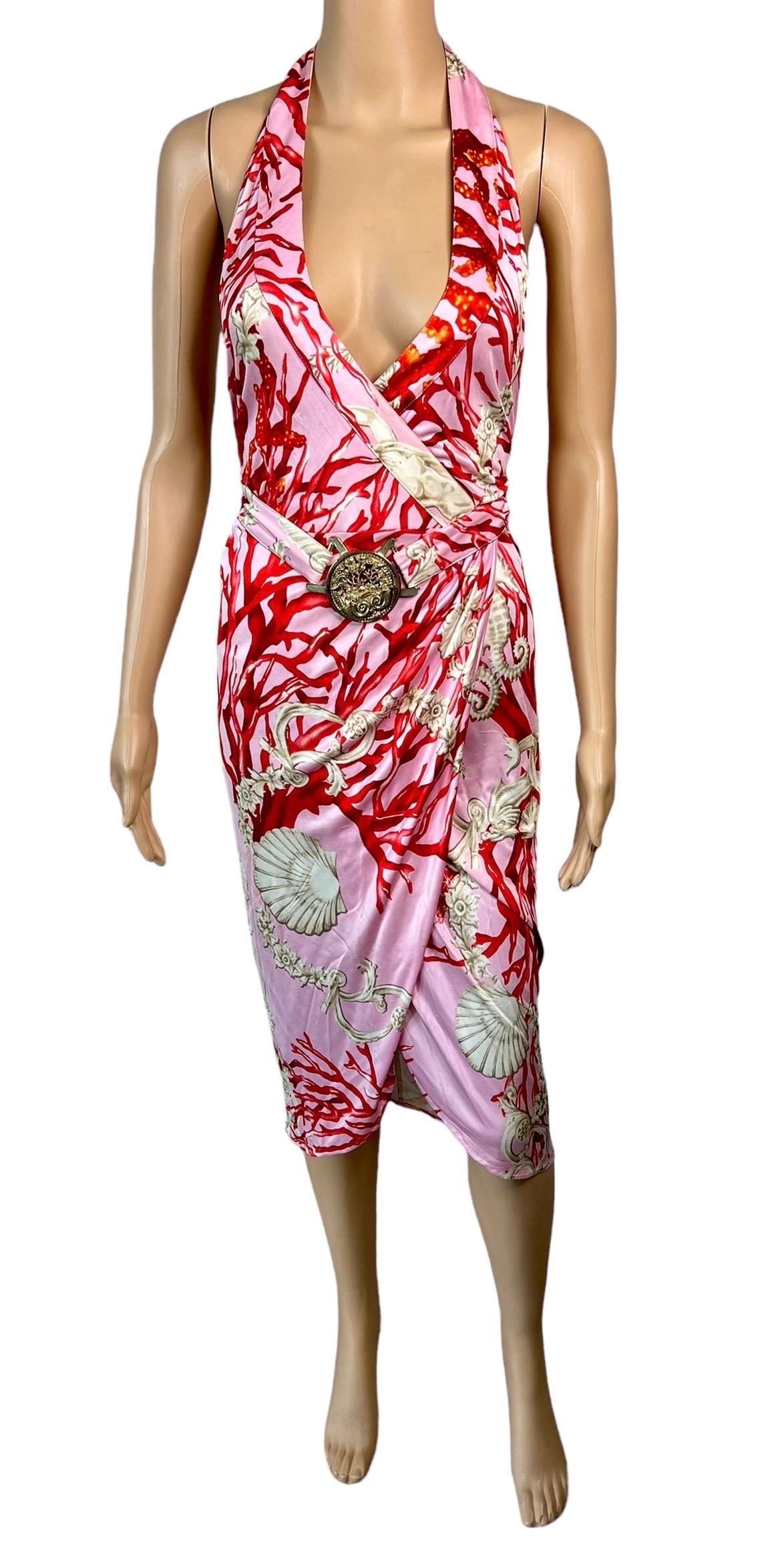 Versace S/S 2005 Plunging Neckline Backless Seashell Print Belted Wrap Dress For Sale 2