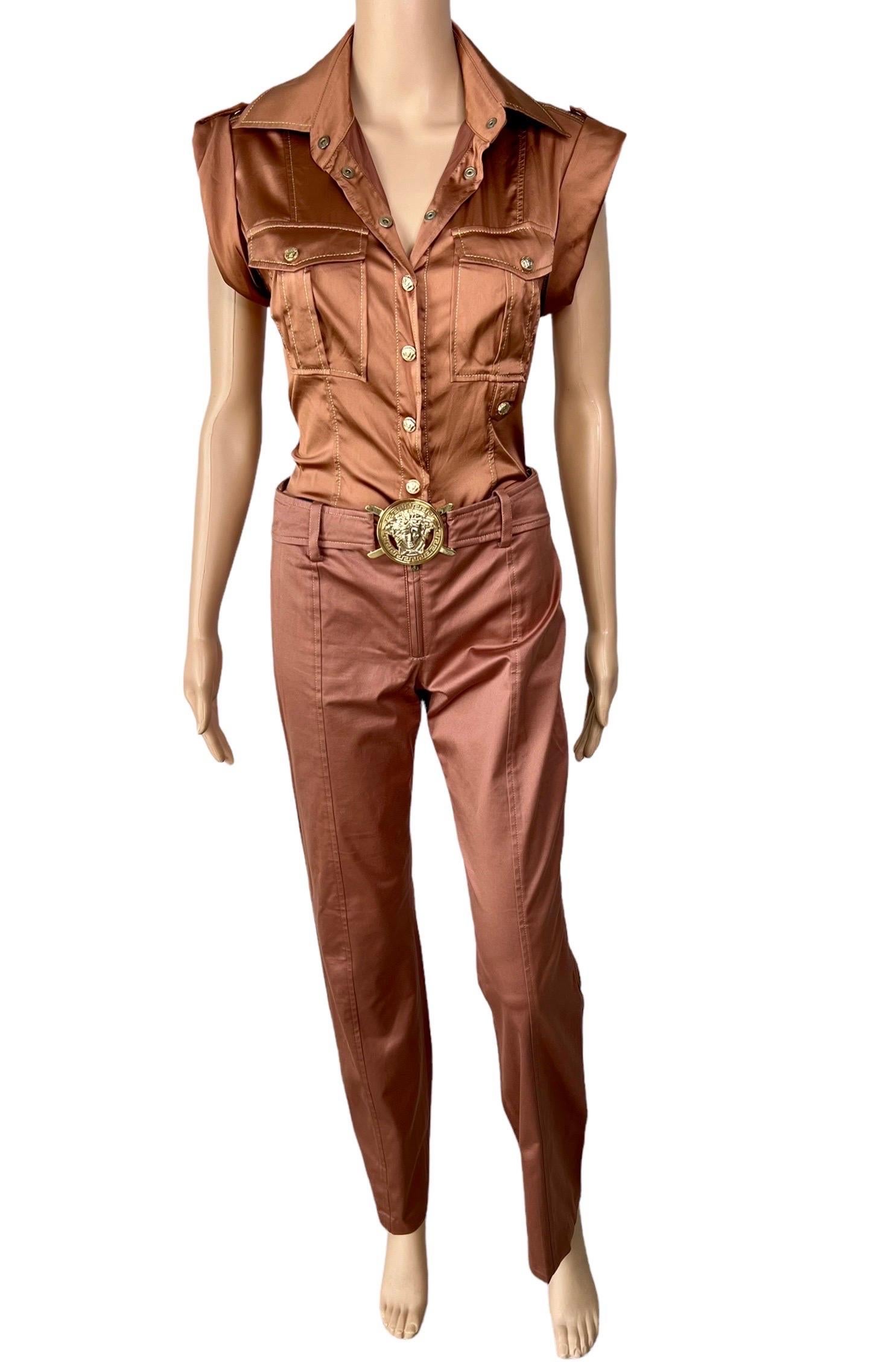 Versace S/S 2005 Runway Blouse Shirt Top & Medusa Logo Belted Pants 2 Piece Set In Good Condition For Sale In Naples, FL