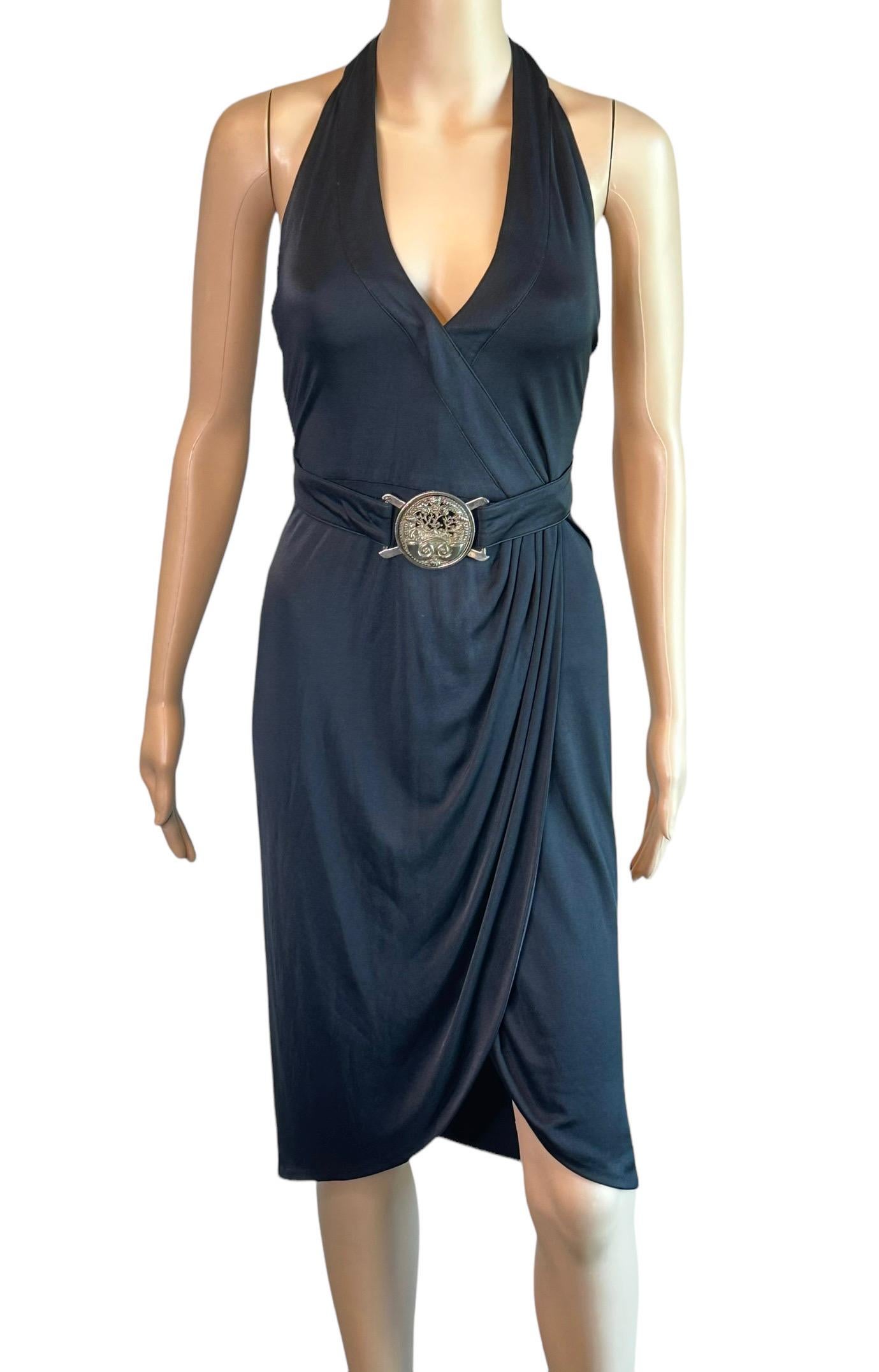 Versace S/S 2005 Runway Logo Belt Plunging Backless Wrap Black Dress For Sale 8