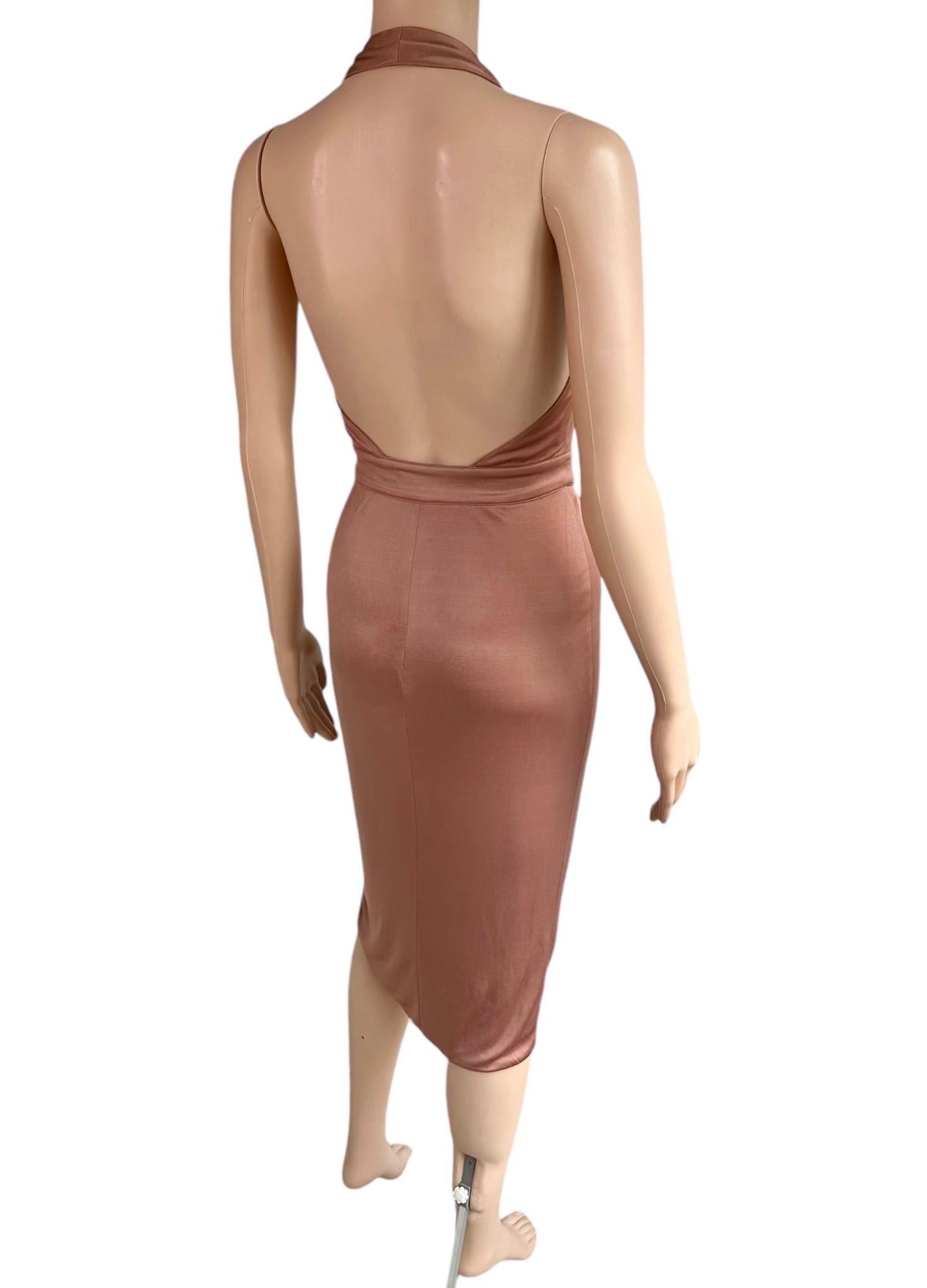Versace S/S 2005 Runway Logo Belt Plunging Backless Wrap Dress en vente 2