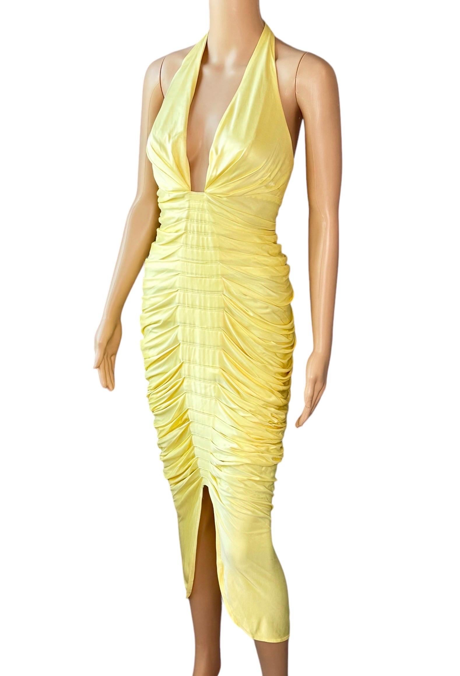 Versace S/S 2005 Runway Plunging Hi-Low Ruched Open Back Evening Dress Gown 

Size IT 40

Look 51 from the Spring 2005 Collection

