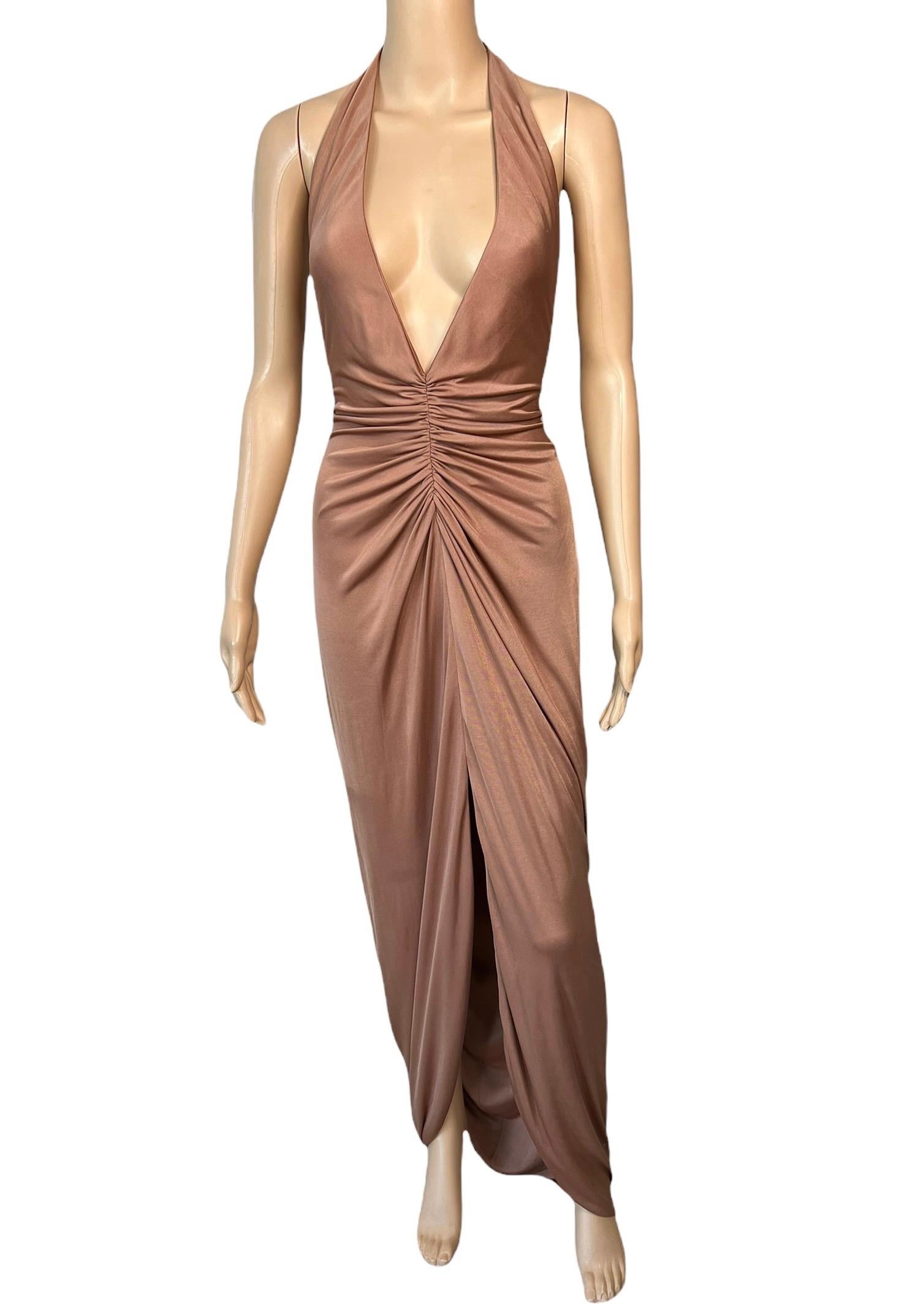 Versace S/S 2005 Laufsteg Tief ausgeschnittenes, hochgeschlossenes, gerafftes Abendkleid mit offenem Rücken Damen
