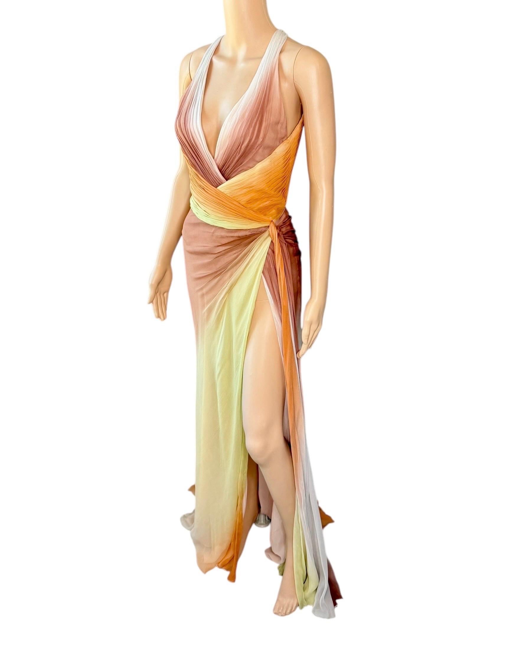 Versace S/S 2006 Runway Plunging Backless High Slit Ombre Evening Dress Gown In Good Condition In Naples, FL