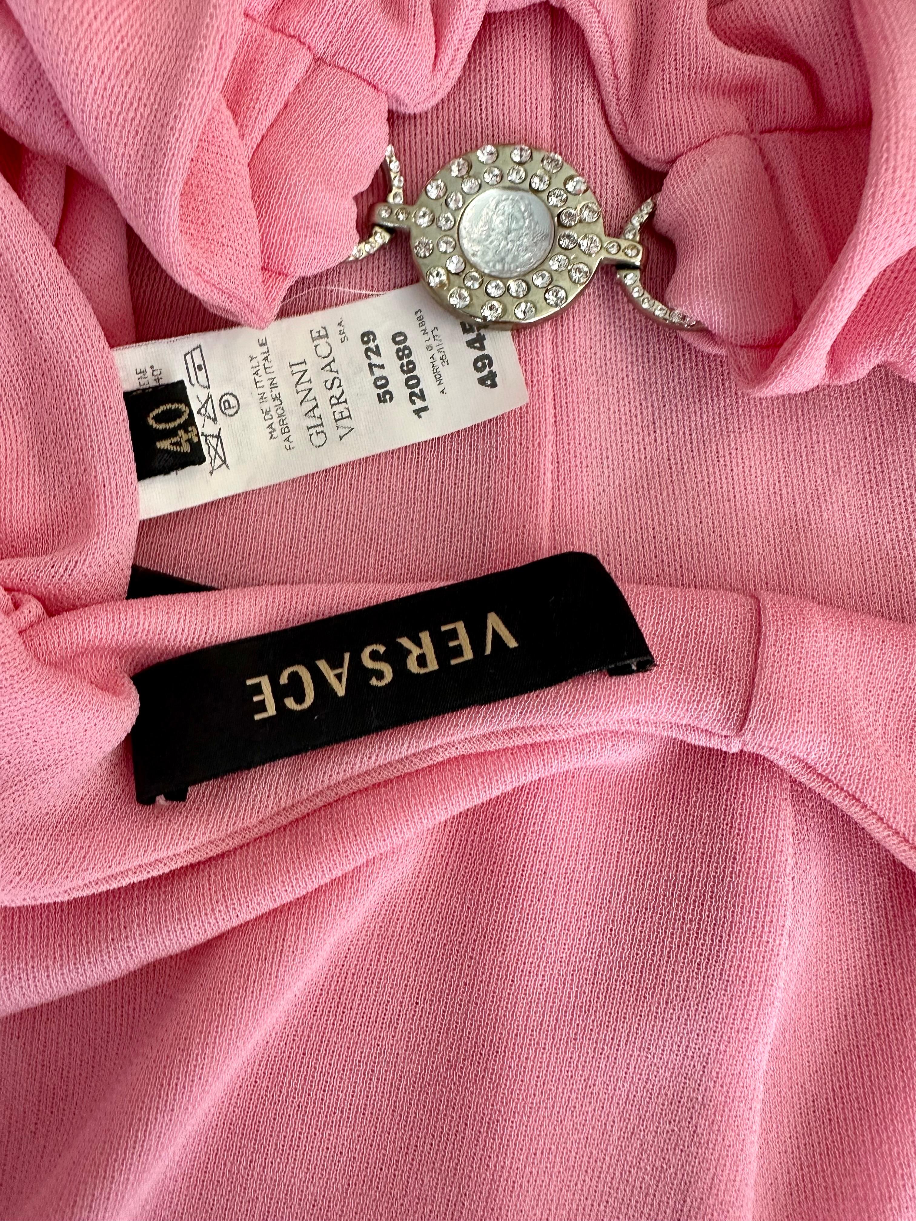 Versace S/S 2007 Crystal Logo Plunging Neckline Backless Halter Pink Dress For Sale 5