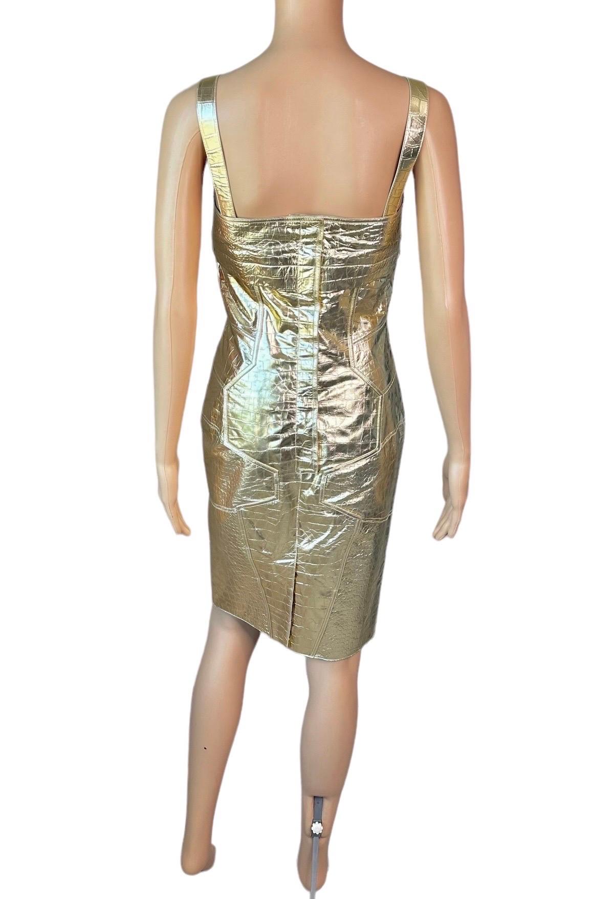 Versace - Robe de campagne en cuir doré métallisé, issue d'un défilé printemps-été 2009  en vente 4