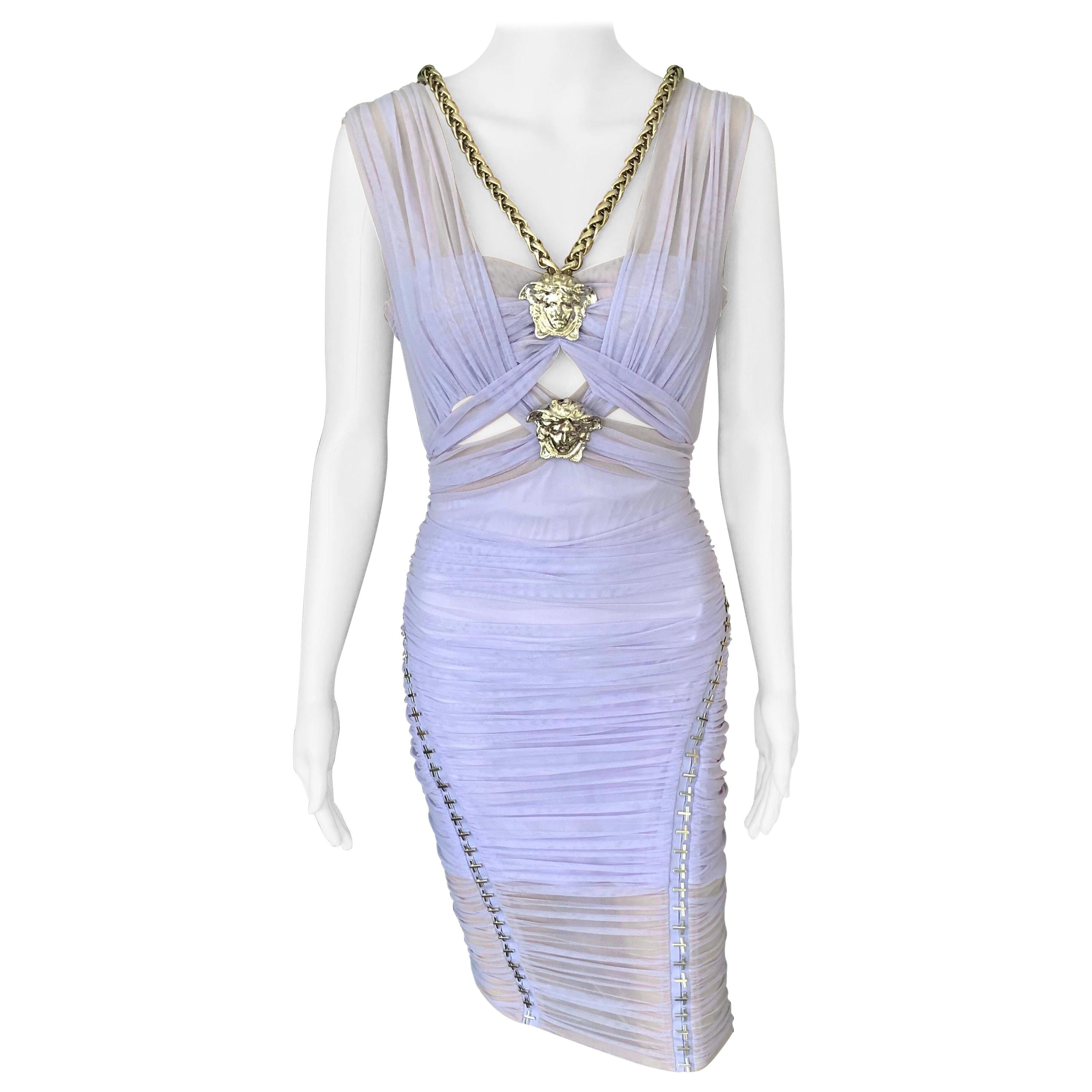 Versace S/S 2014 Laufsteg Medusa Kette verschönert Ausgeschnittenes halbdurchsichtiges gerafftes Kleid  9