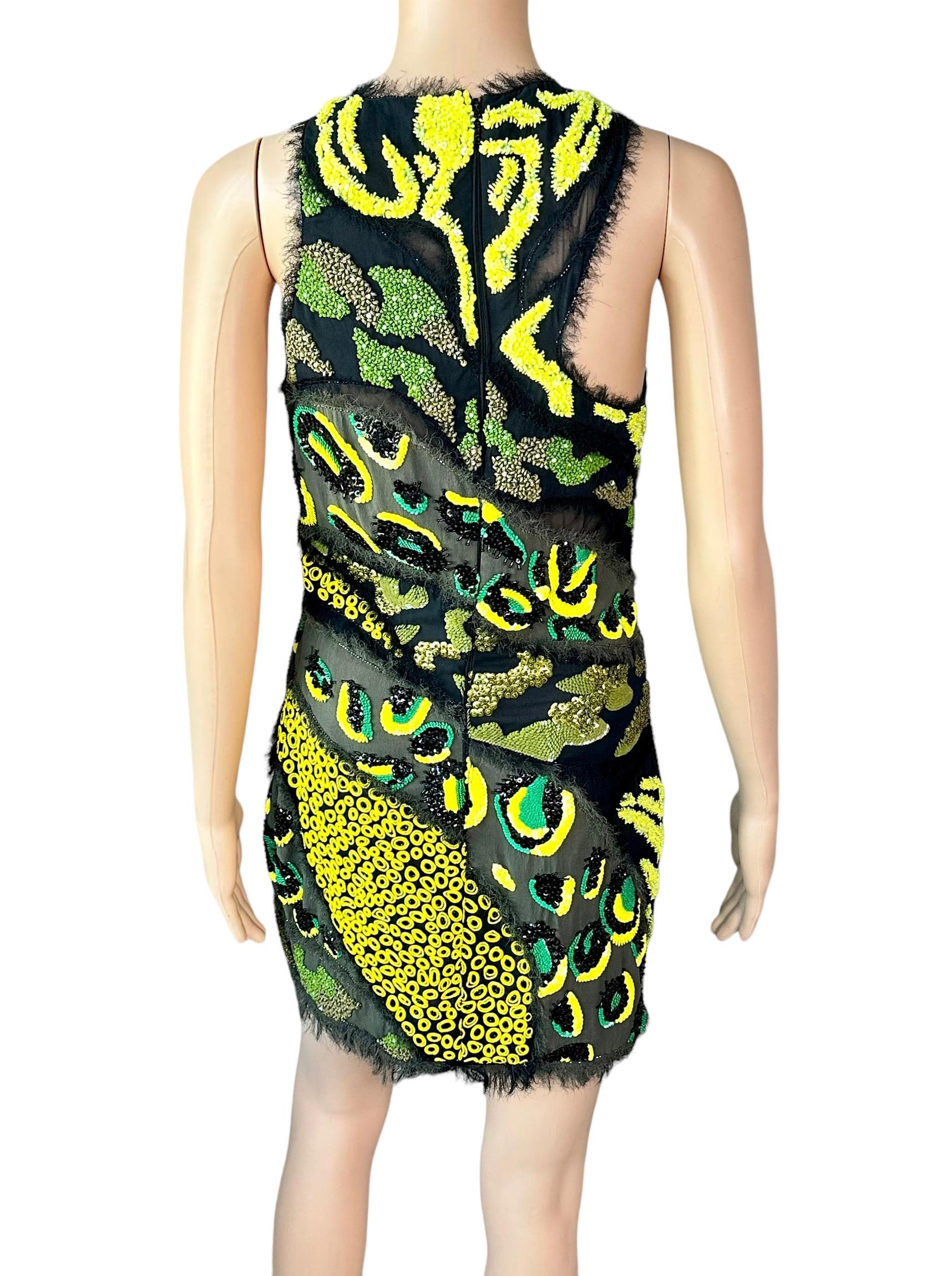 Versace S/S 2016 Pasarela Mini vestido de noche con paneles transparentes recortados y embellecidos Negro en venta