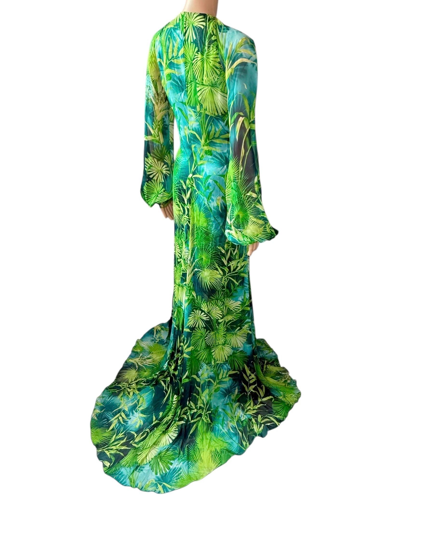 Abito da sera in seta con stampa Jungling impreziosito da Versace P/E 2020 in vendita 8