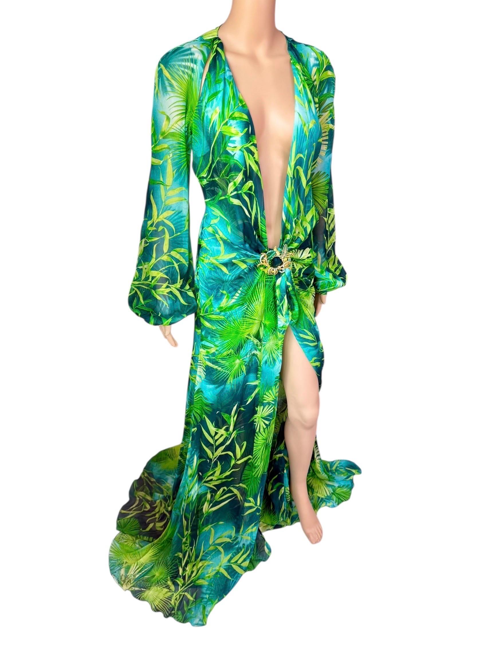Abito da sera in seta con stampa Jungling impreziosito da Versace P/E 2020 in vendita 1