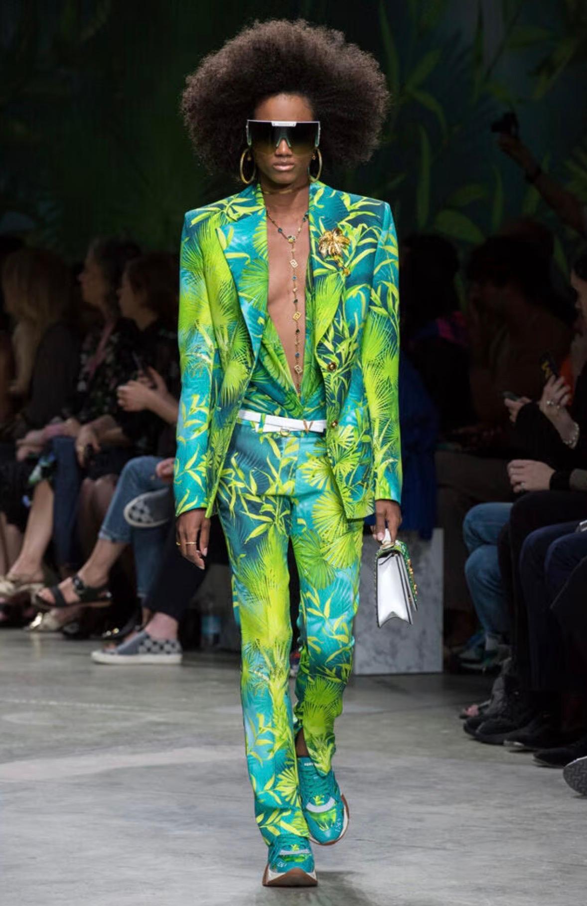 VERSACE S/S 2020 silk shirt Jungle For Sale 15