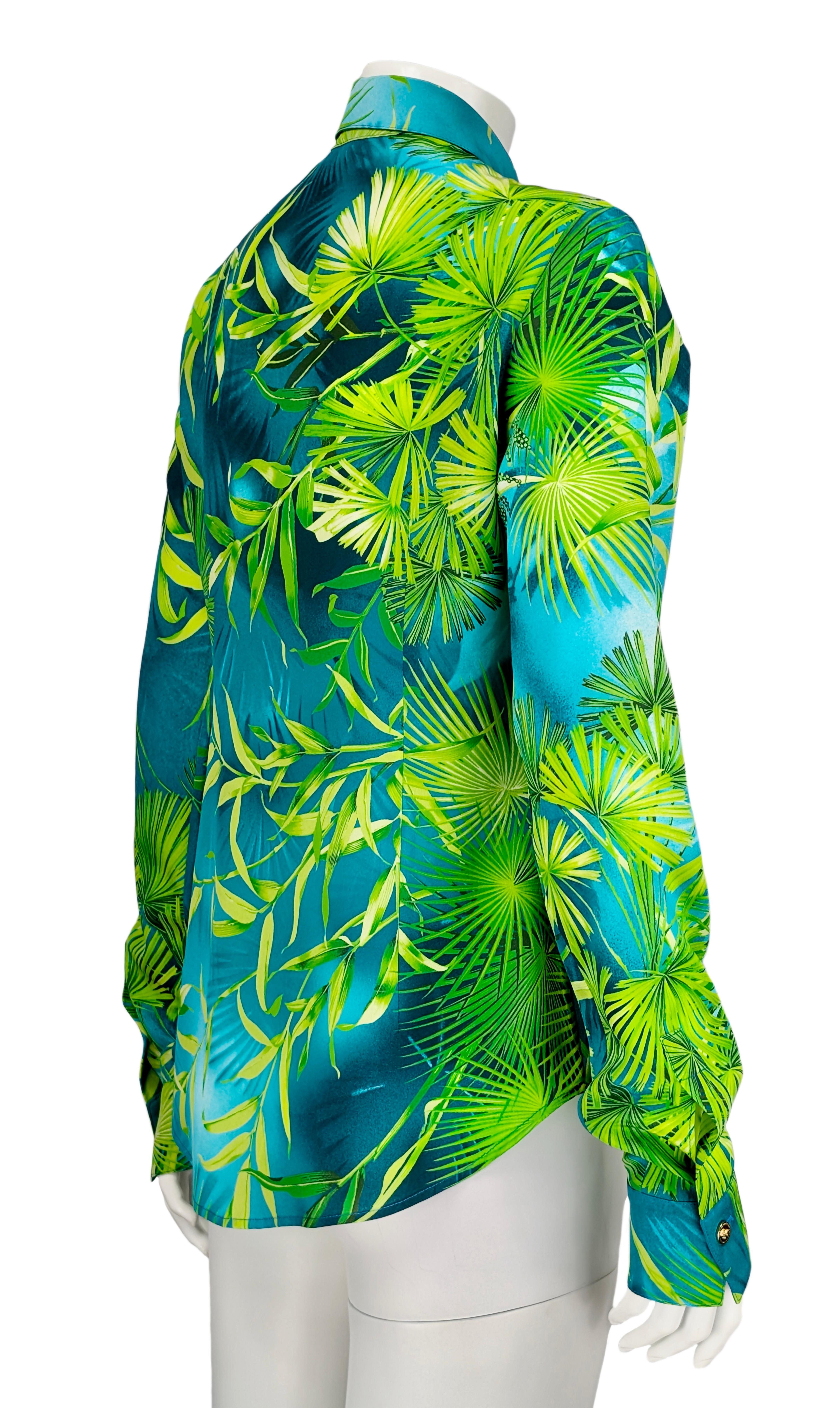VERSACE S/S 2020 silk shirt Jungle In Excellent Condition For Sale In Rubiera, RE