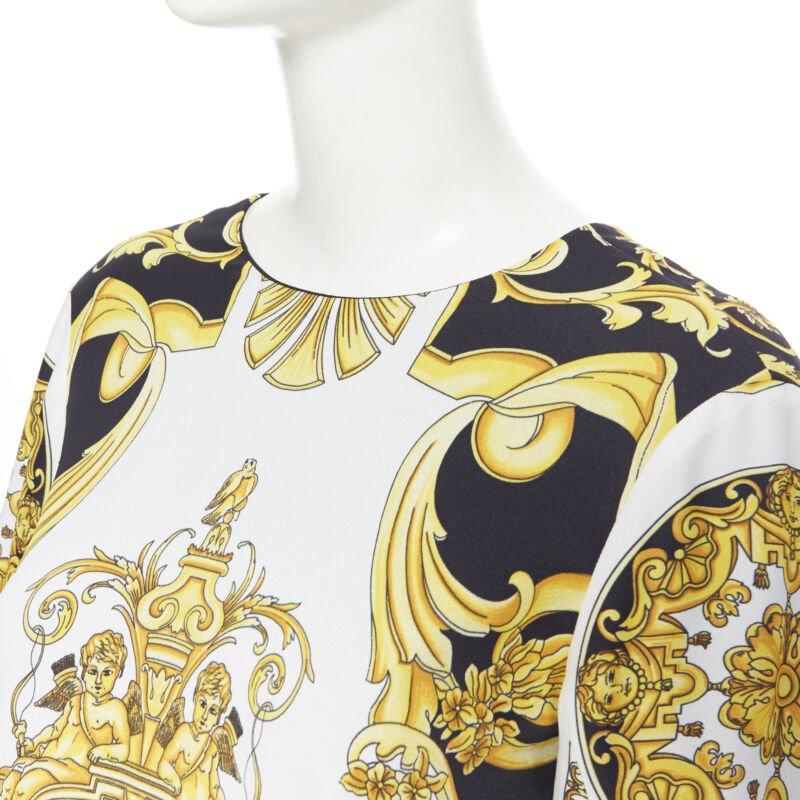 VERSACE Signature Baroque Cherub Medusa printed viscose shift dress IT38 XS
Reference: TGAS/A05323
Brand: Versace
Designer: Donatella Versace
Model: Baroque dress

Collection: 2019
Material: Viscose
Color: Gold, Black
Pattern: Floral
Closure: