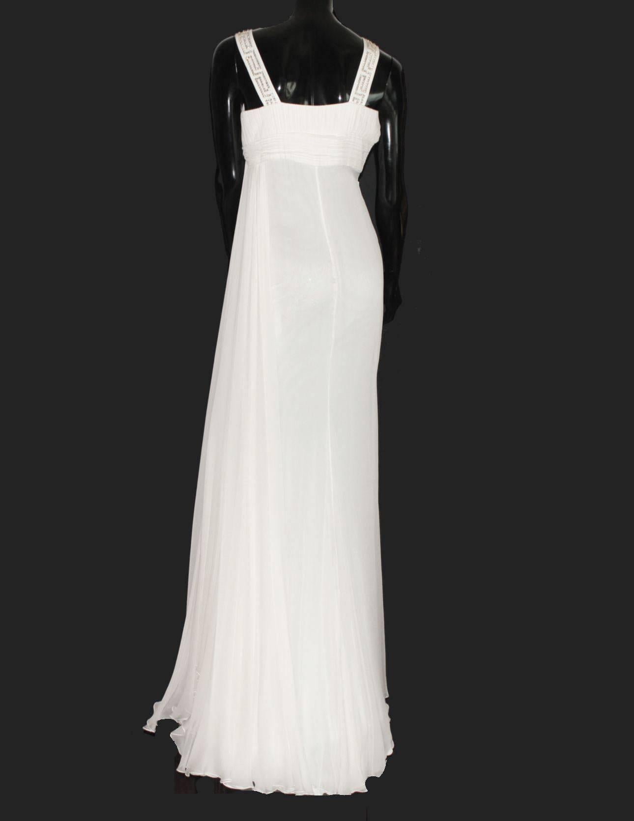 UNWORN Versace Seide Kristall griechisches Meander Abendkleid Hochzeit Brautkleid aus Seide 38 (Grau) im Angebot