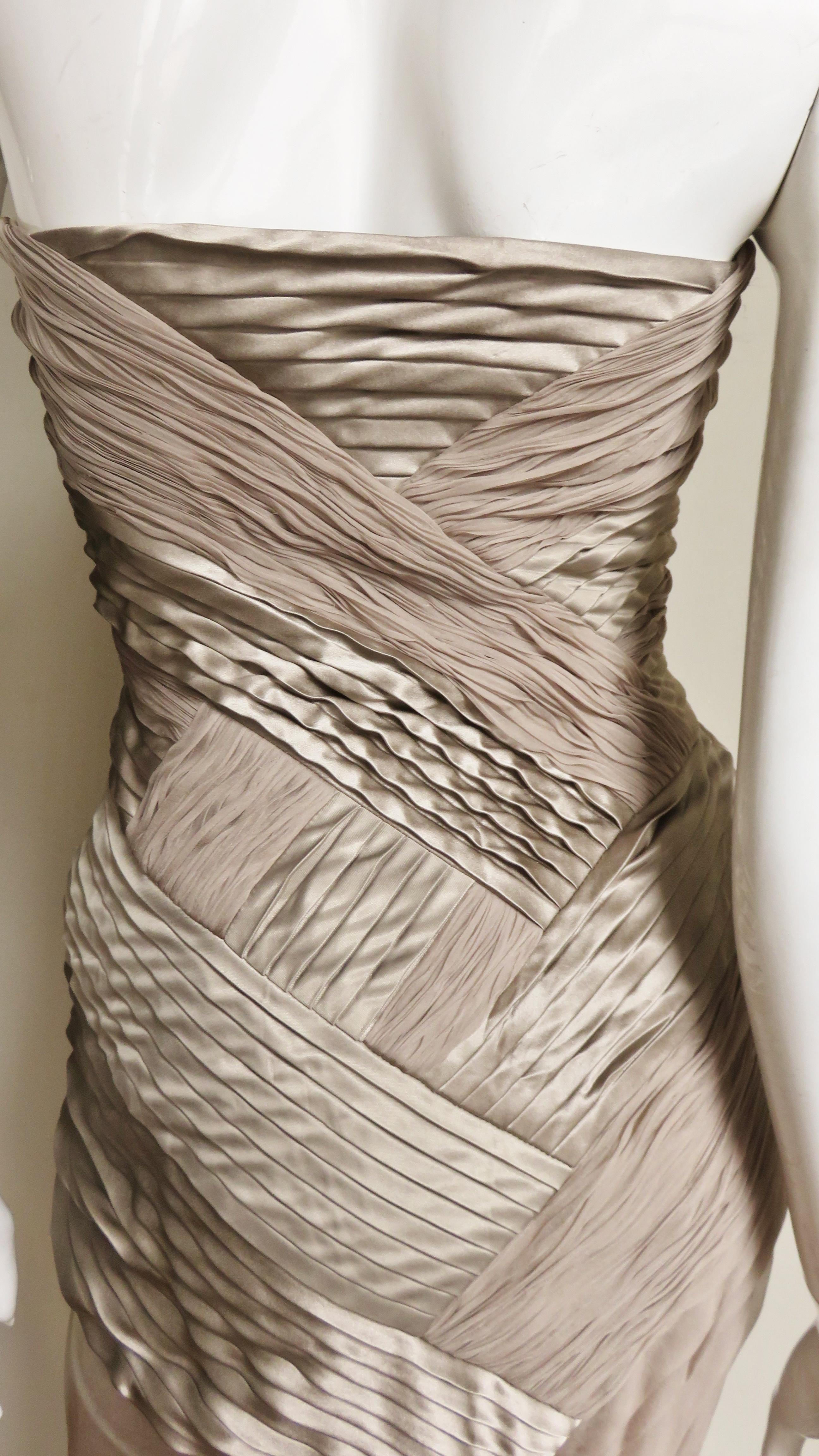 Versace Detailed Silk Strapless Gown 2