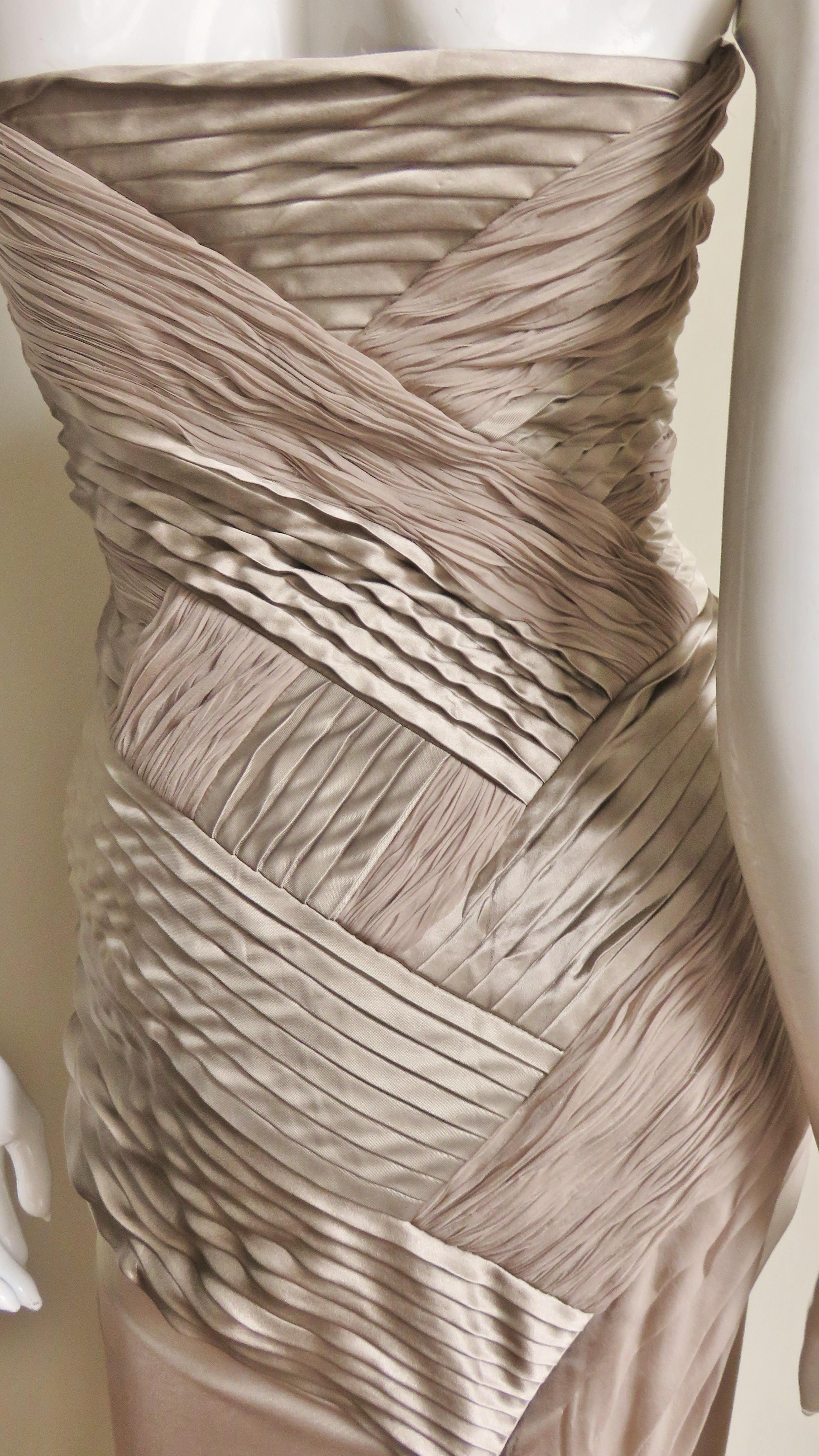 Versace Detailed Silk Strapless Gown 3