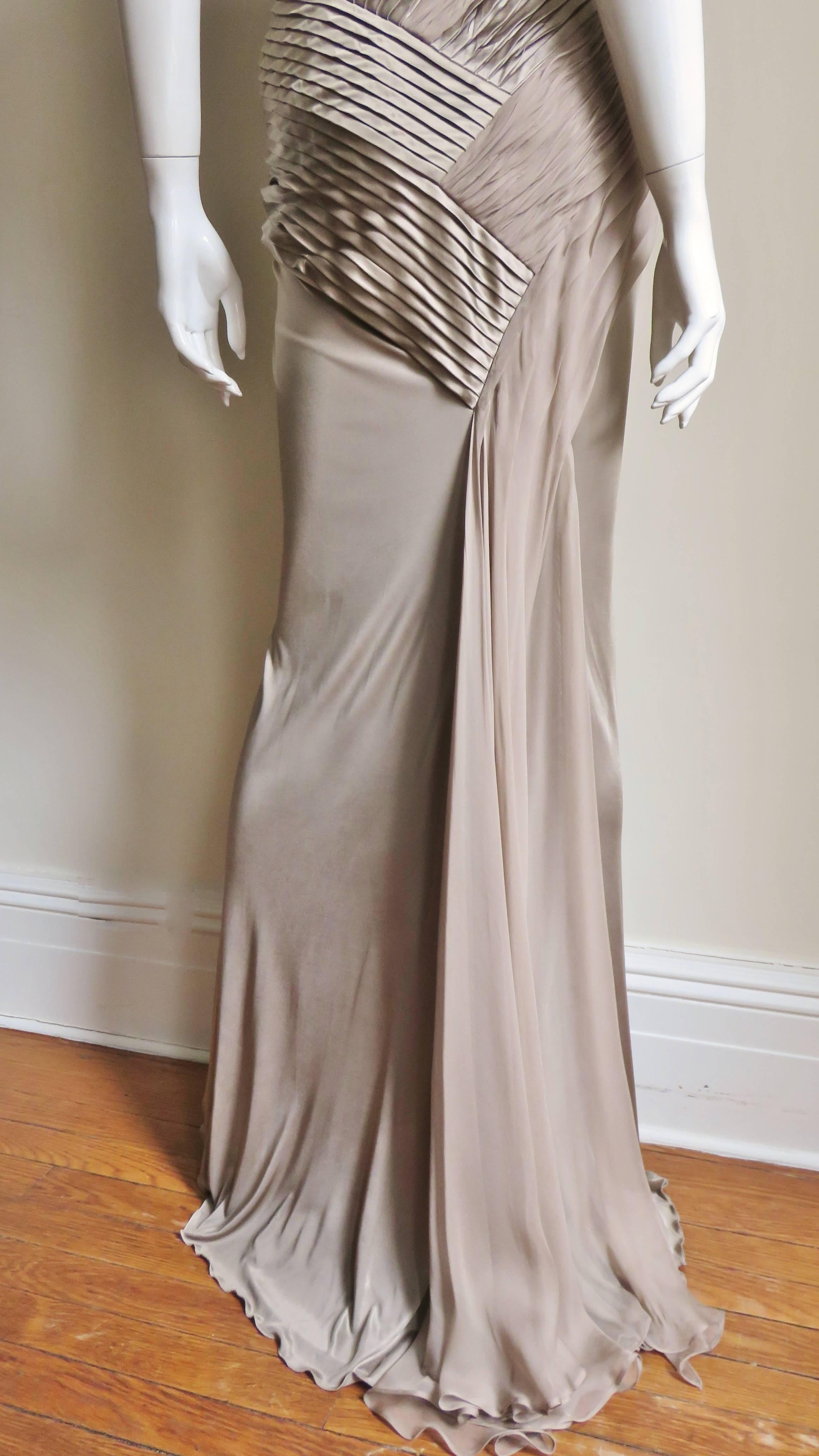 Versace Detailed Silk Strapless Gown 4