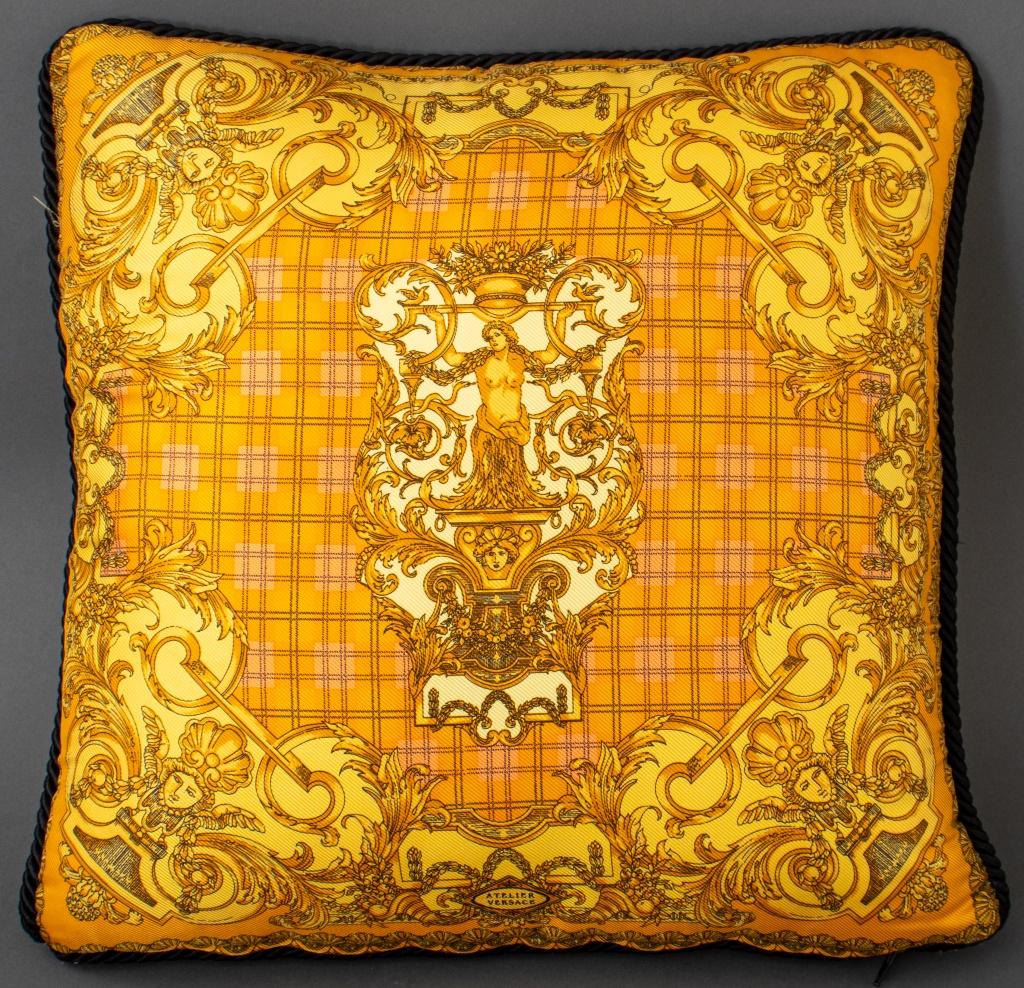 Versace Silk Throw Pillow - Arabesque In Good Condition For Sale In New York, NY